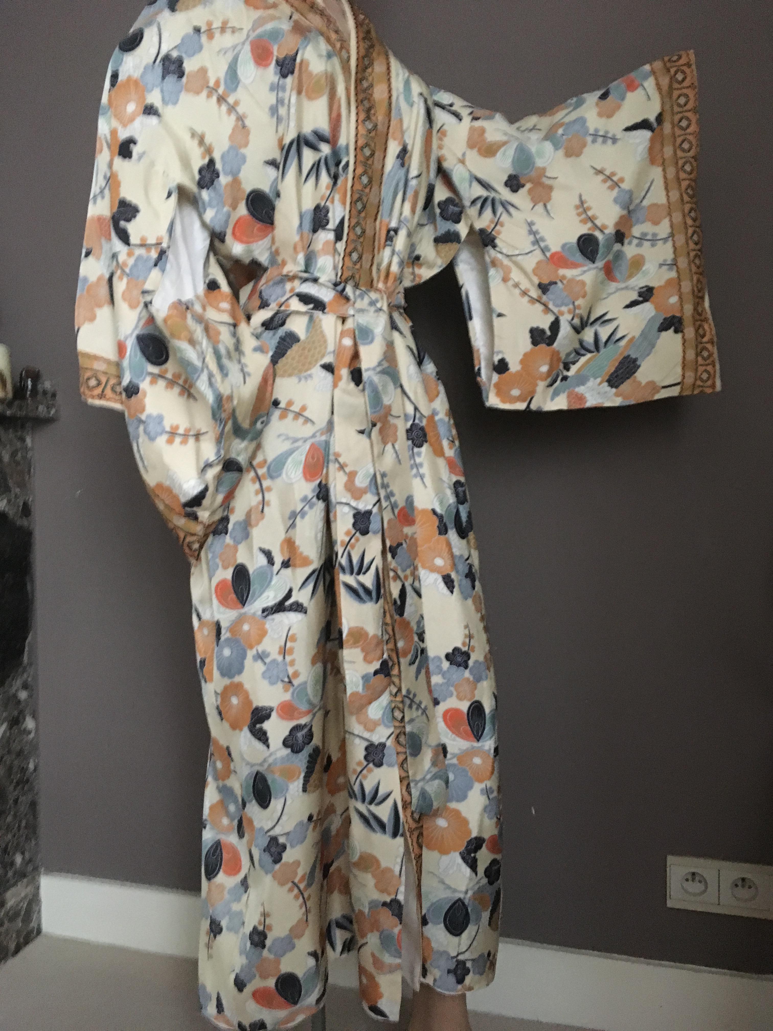 Japan Silk Kimono 1970s For Sale 5