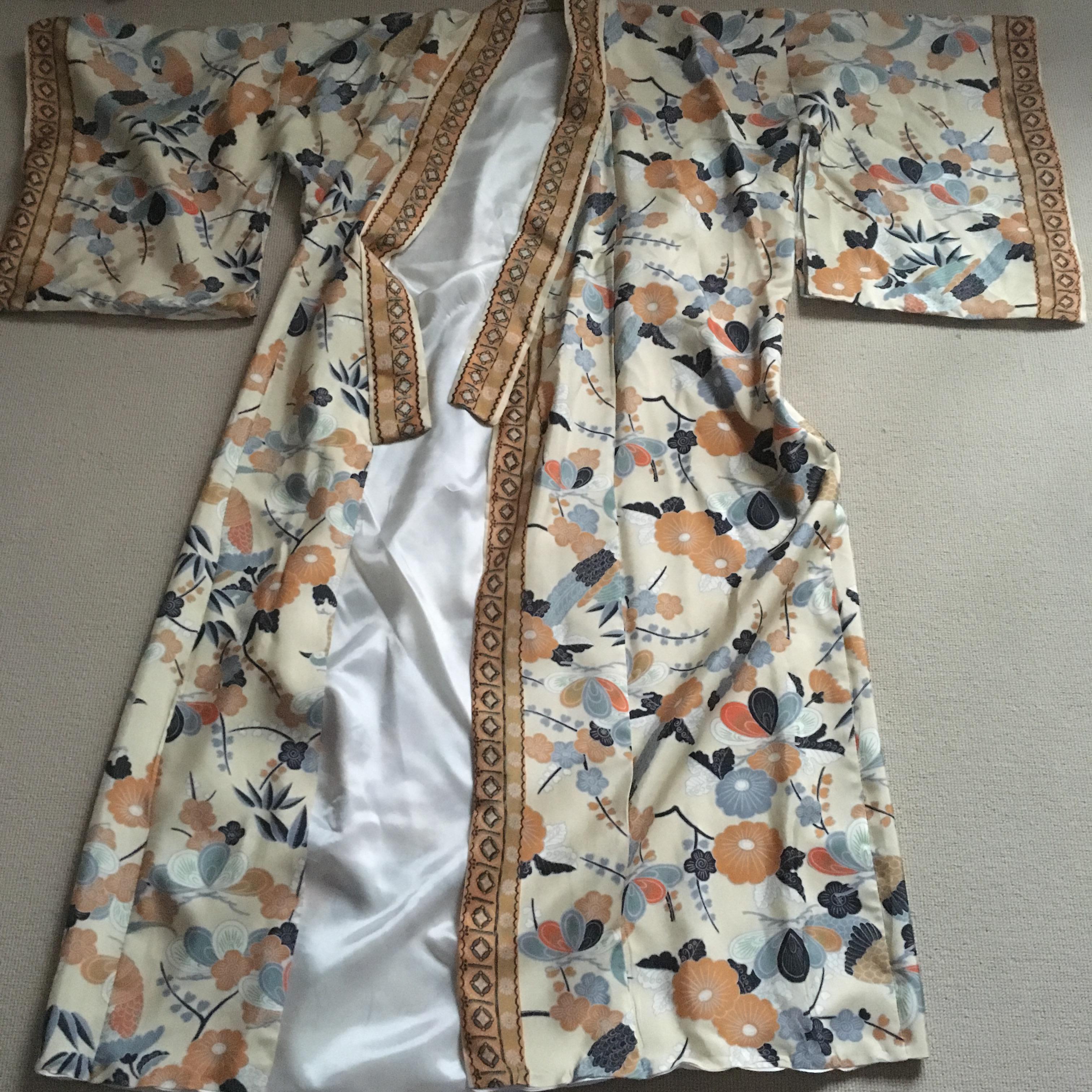 Japan Silk Kimono 1970s For Sale 8