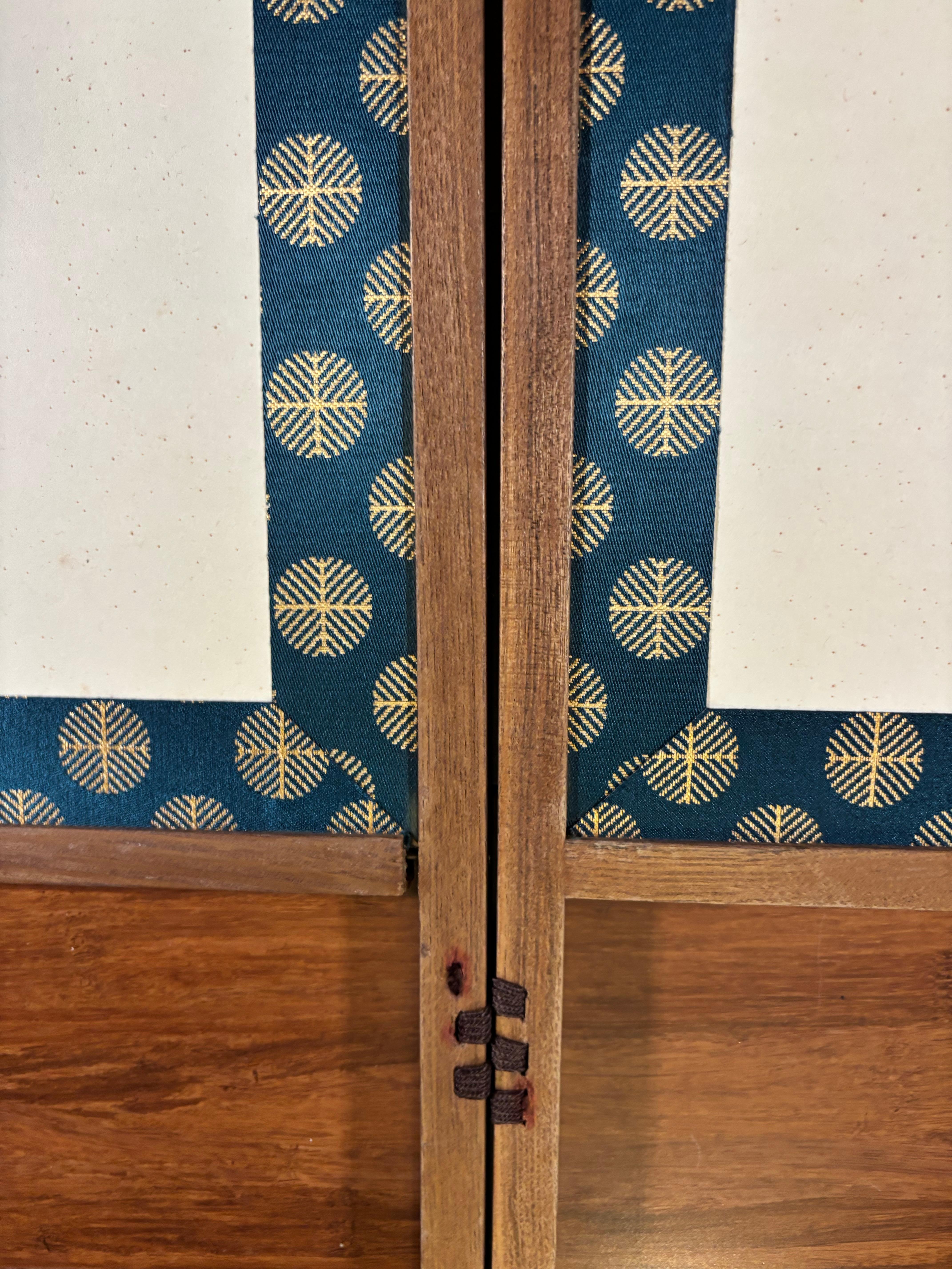 Petit paravent pliant à deux panneaux en BLUE BLUE JAPAN pour le thé Simplicité contemporaine en vente 1