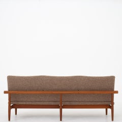 Japan Sofa by Finn Juhl