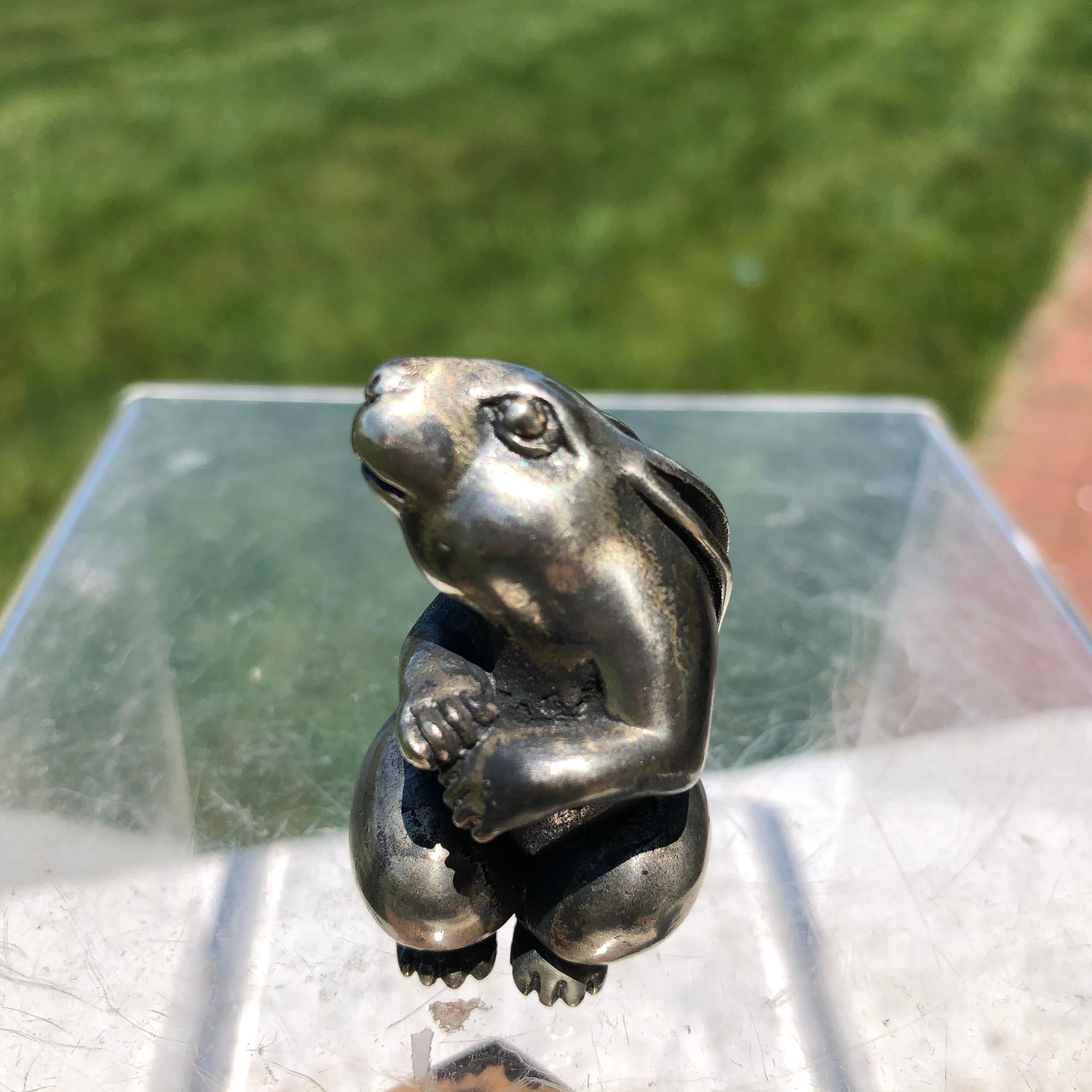 Fine collectors item, first we have seen

This is a very fine solid cast silver effigy of a rabbit usagi which has been embellished by this masterful artist with fine floral engraved body details. This was sourced from a large Japanese collection