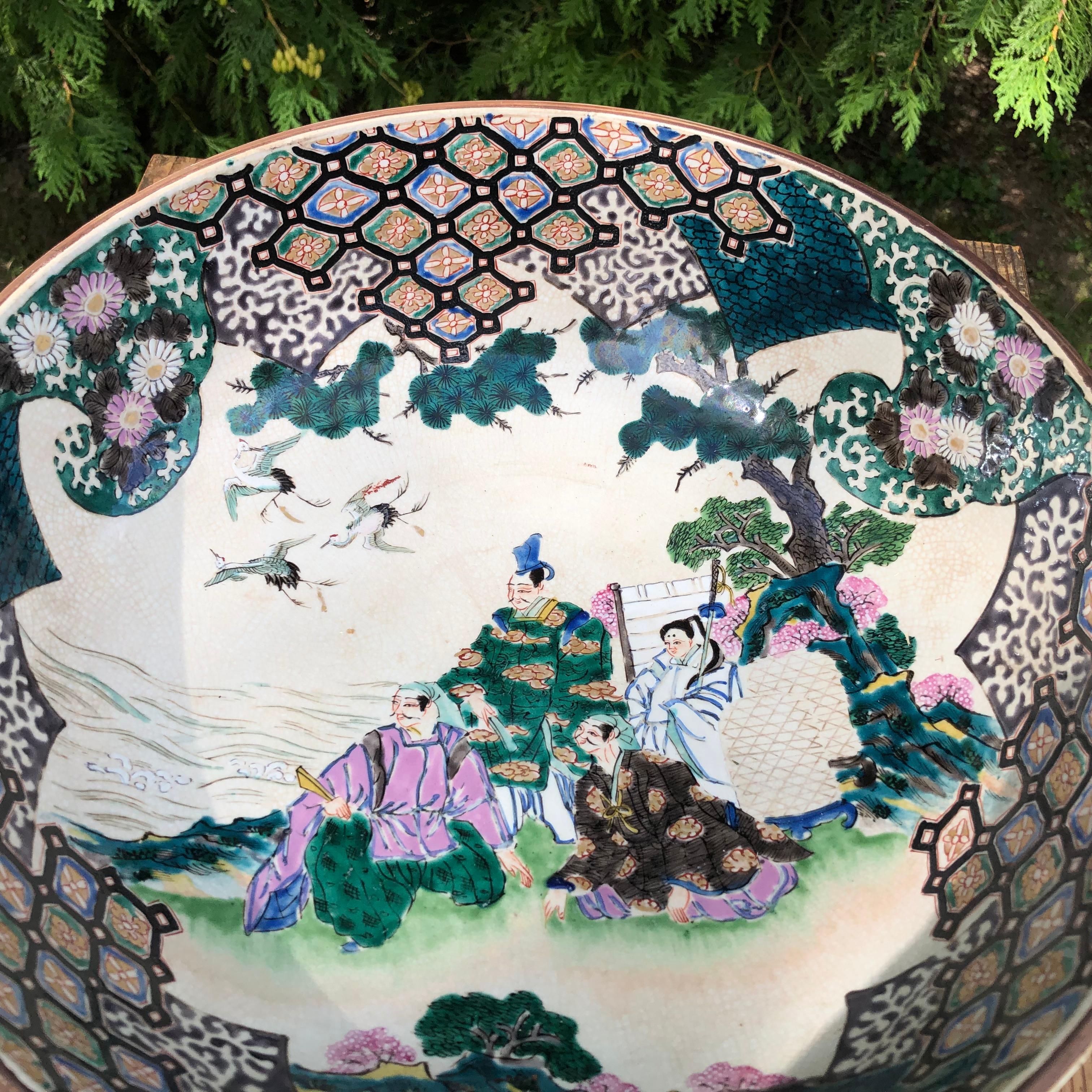 Hand-Painted Japan Antique Set Three Brilliant Color Hand Painted Garden Bowls, 1910