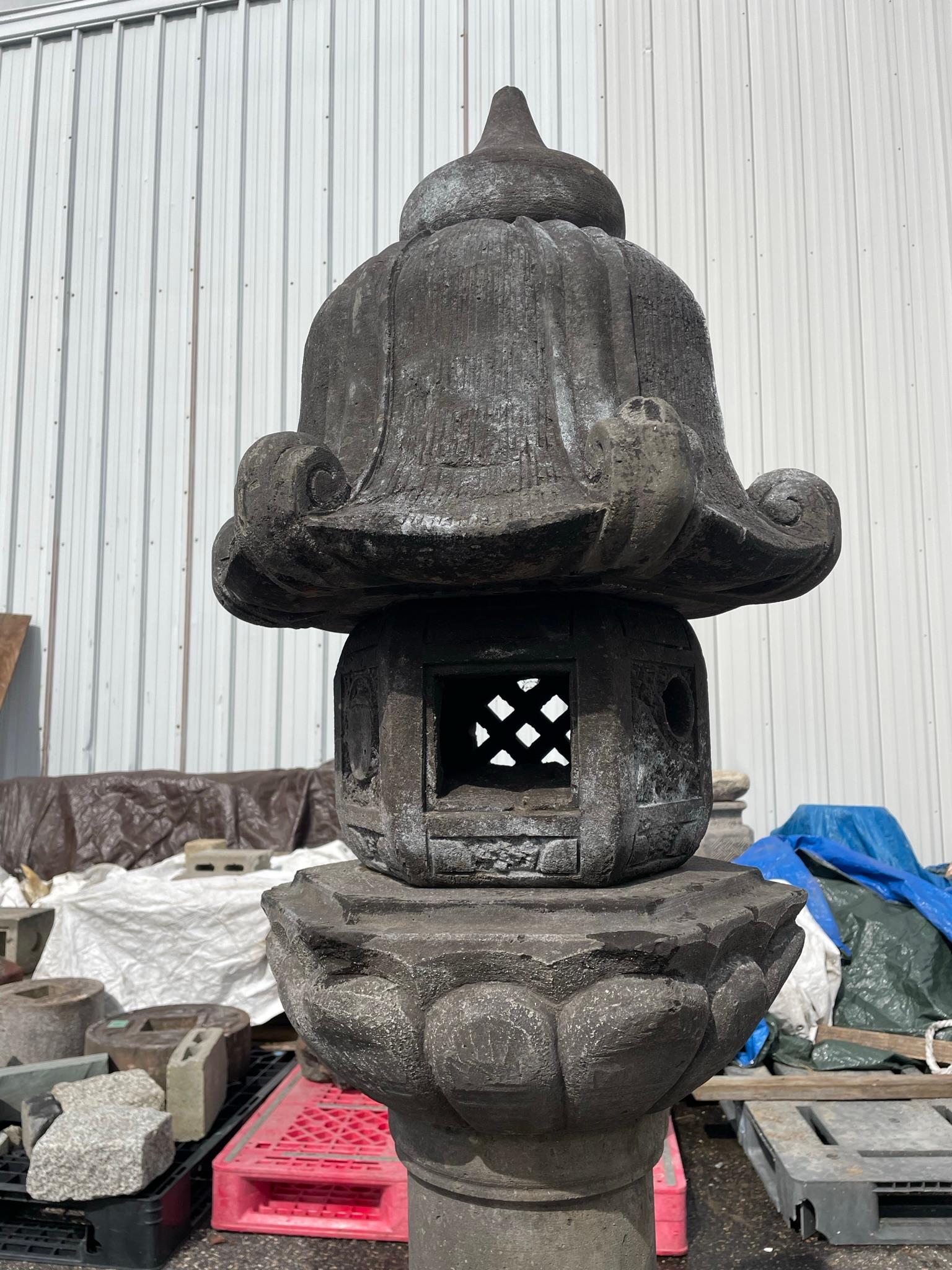japanese stone lantern