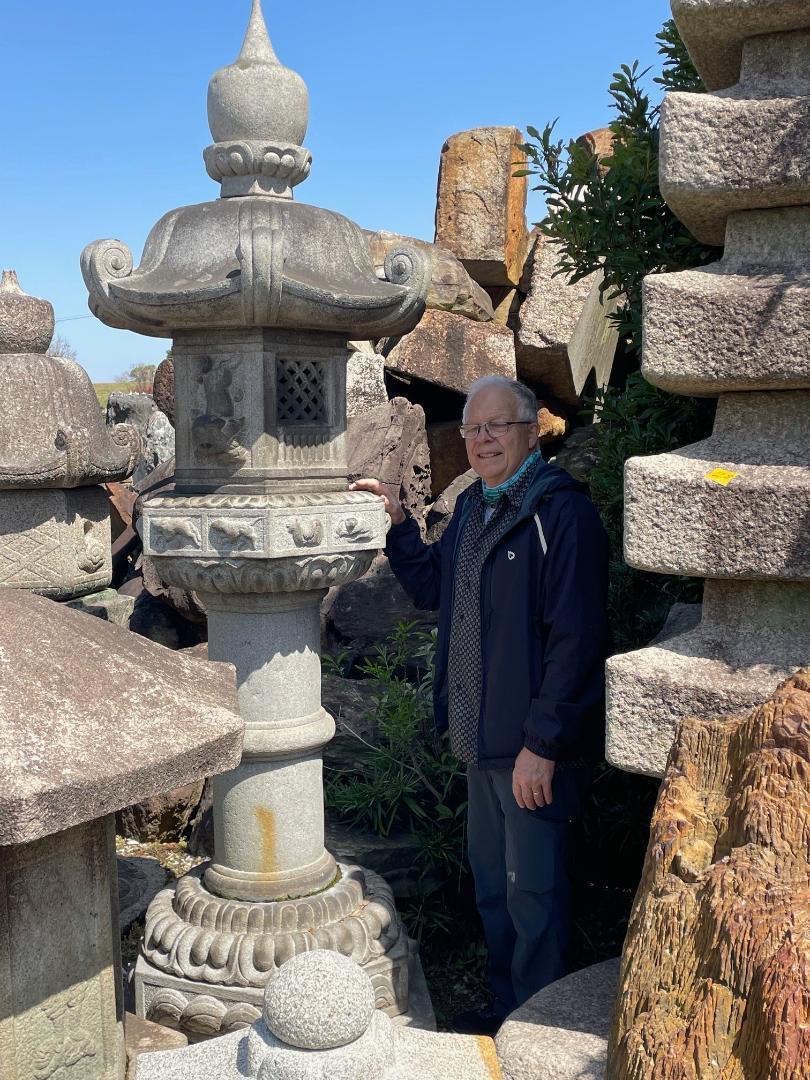 A superb tall 104 inch kasuga stone lantern depicting the 12 signs of zodiac

 Call or message us for details.

Japan, a Fine tall kasuga granite stone lantern with a beautifully carved lotus top and with a rare band of 12 engraved animal zodiac