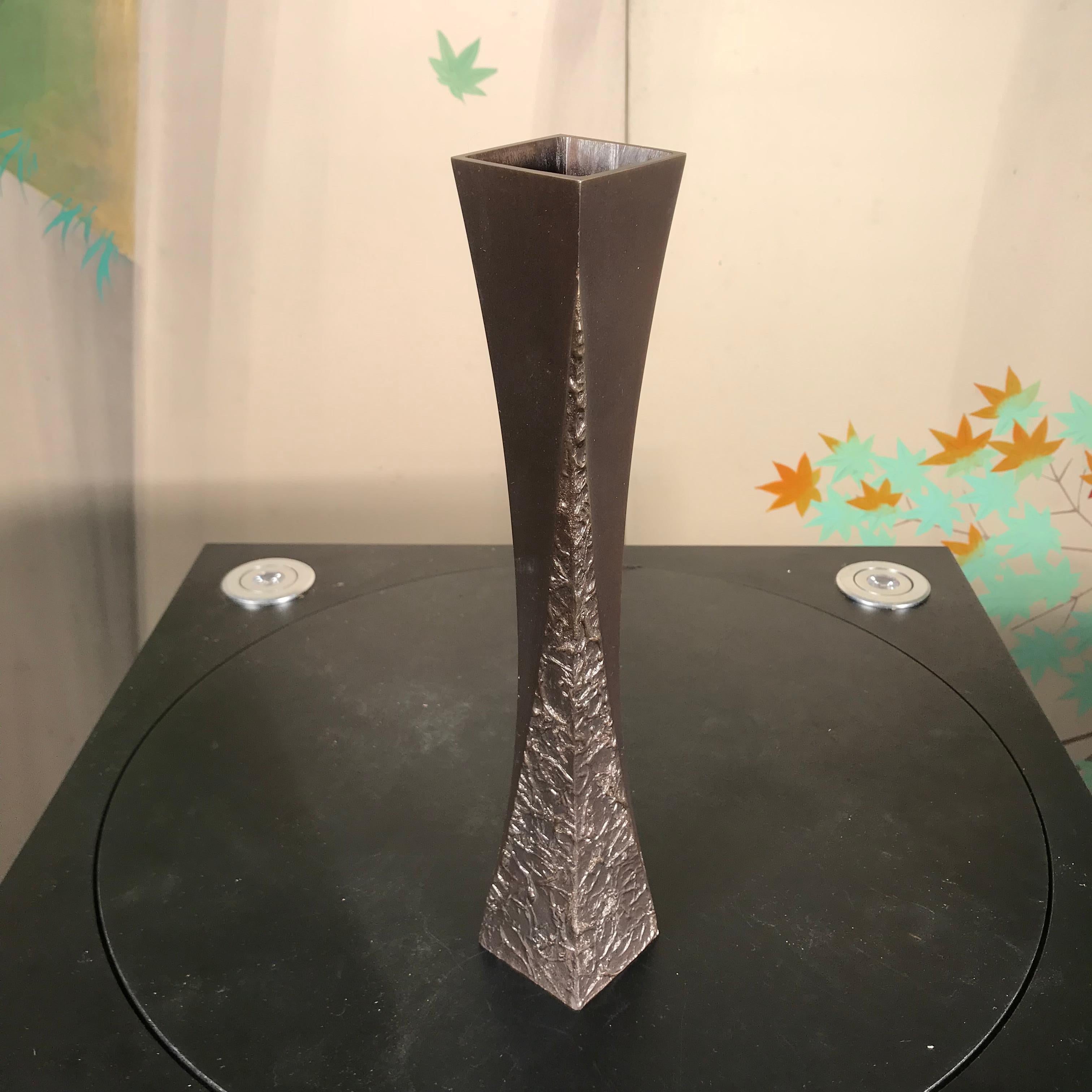 Japan Tall Old Bronze Flower Bud Bronze Vase, Mint, Signed and Boxed 3