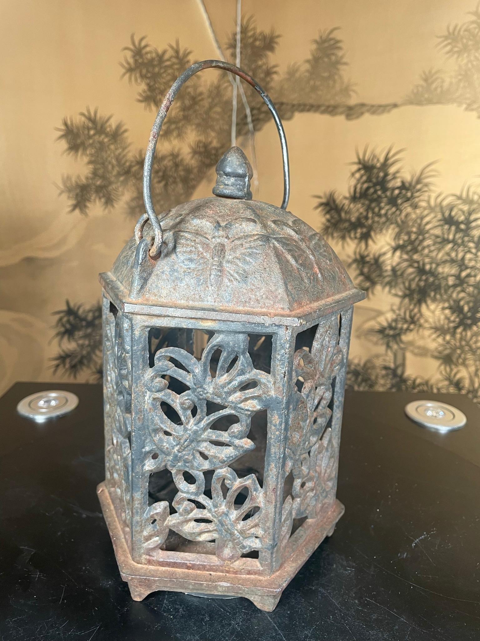 Japan Vintage Butterflies Lantern, Brilliant Intricate Design In Good Condition In South Burlington, VT