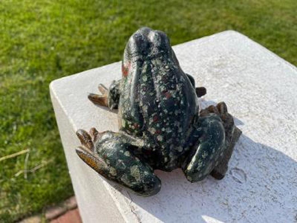 Japan Vintage Hand Cast Hand Painted Frog Toad Kaeru, Original Paint In Good Condition In South Burlington, VT