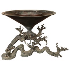 Japan "Wave Pattern" Antique Caste Bronze Ikebana Vase, 19th Century