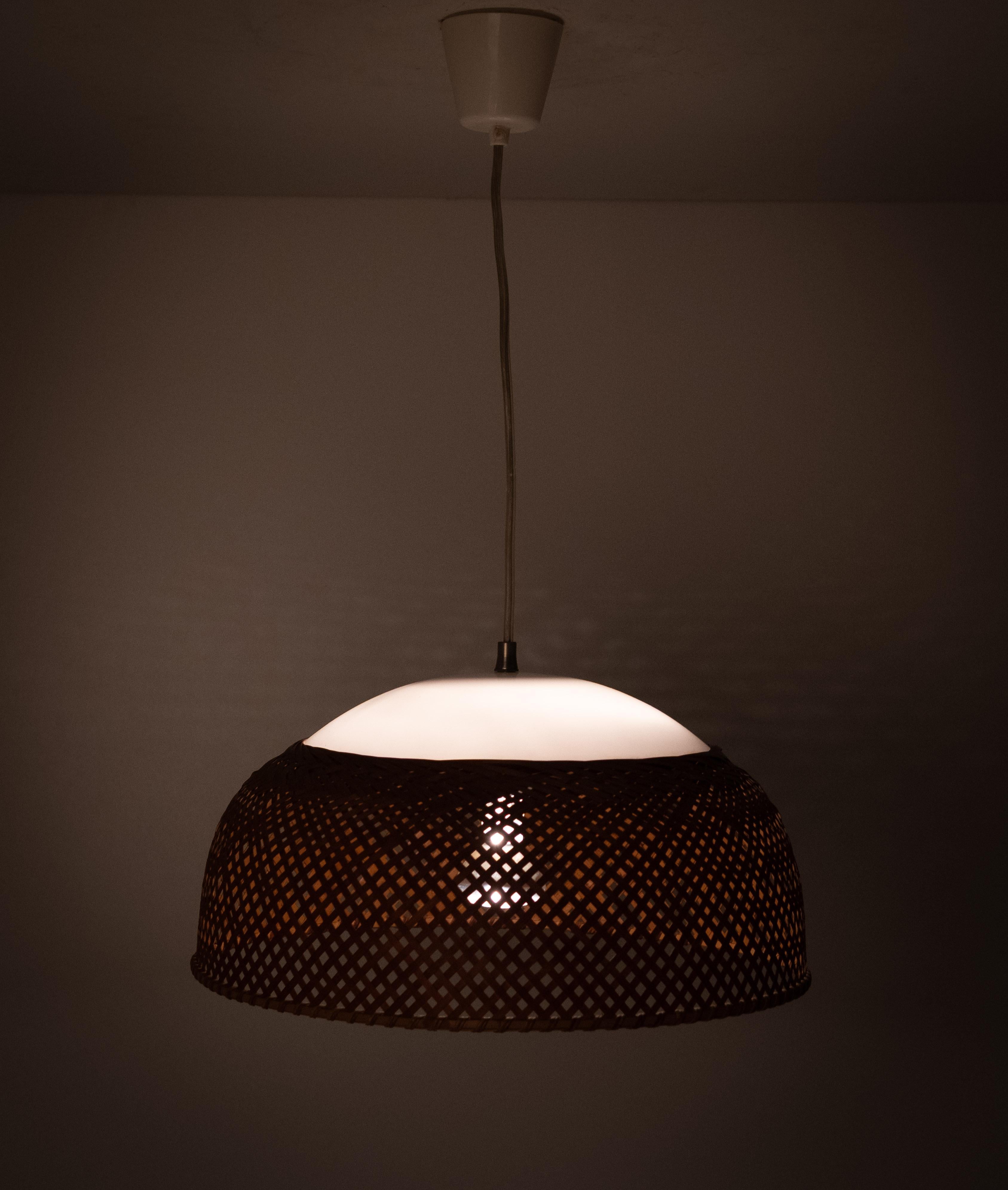 Fine XX secolo Japan Wicker Pendant lamp 1970s in vendita
