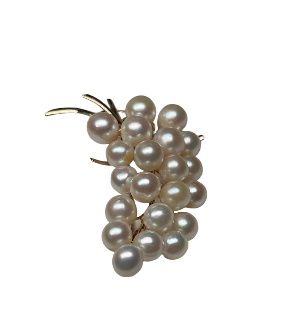 Japanese 14K Yellow Gold Pearl Brooch For Sale 5