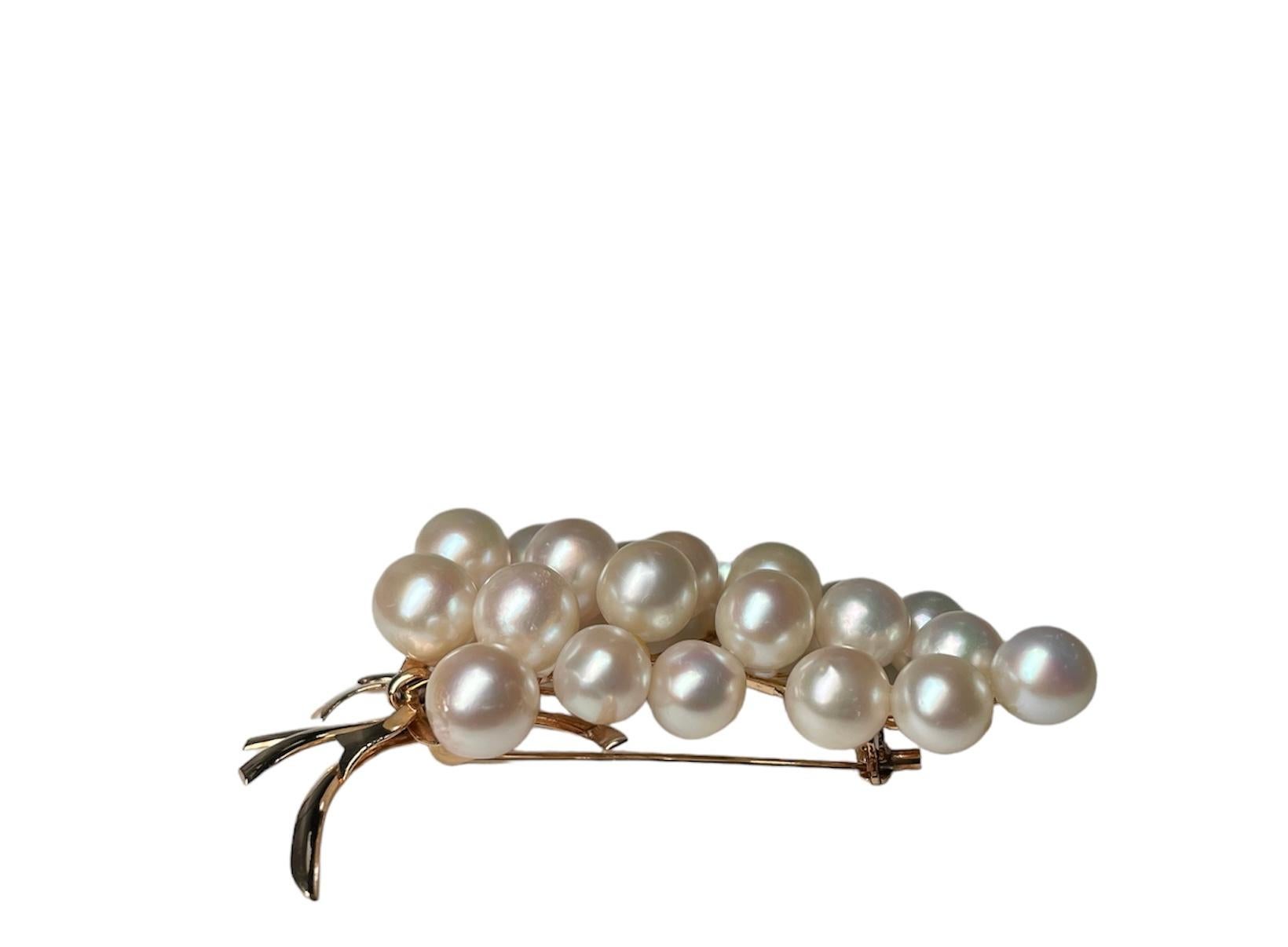 Japanese 14K Yellow Gold Pearl Brooch For Sale 6