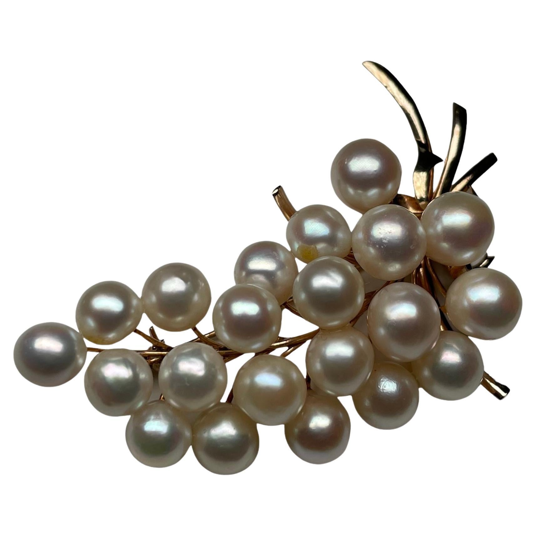 Japanese 14K Yellow Gold Pearl Brooch For Sale