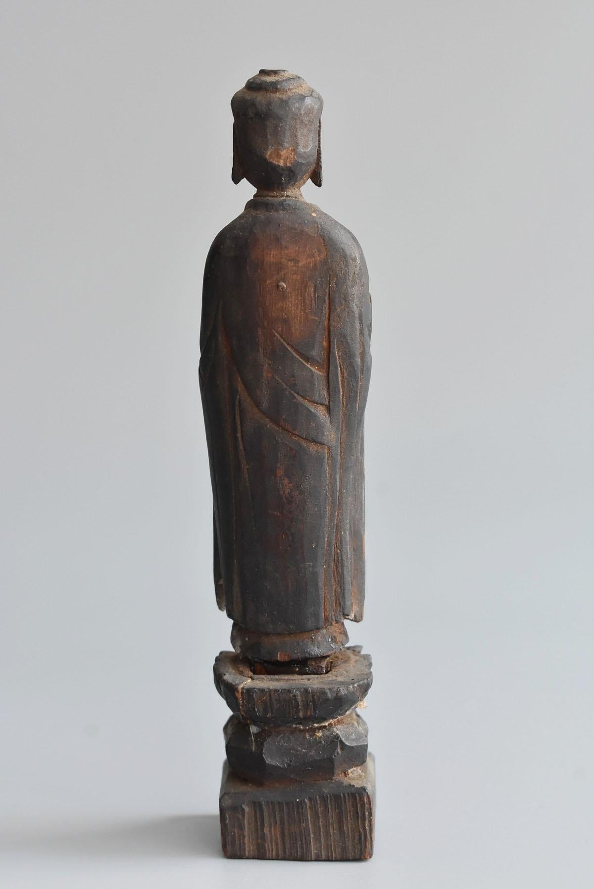 japanese wooden statue