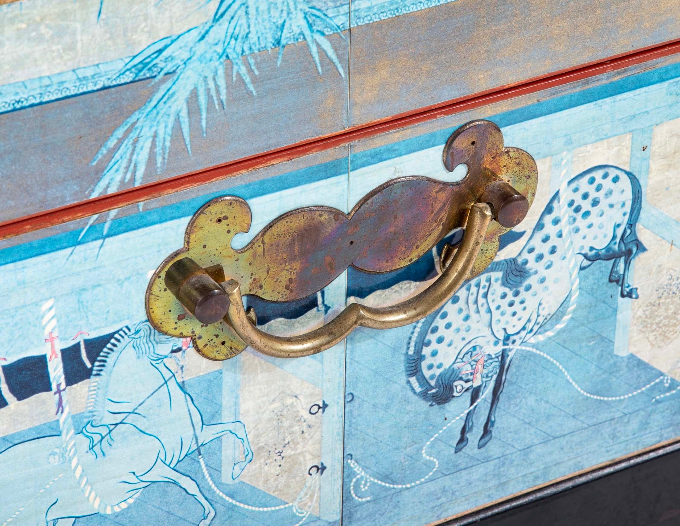 Japanese 18th Century Style Lacquered Coffee Table With Scenes of Horses For Sale 9