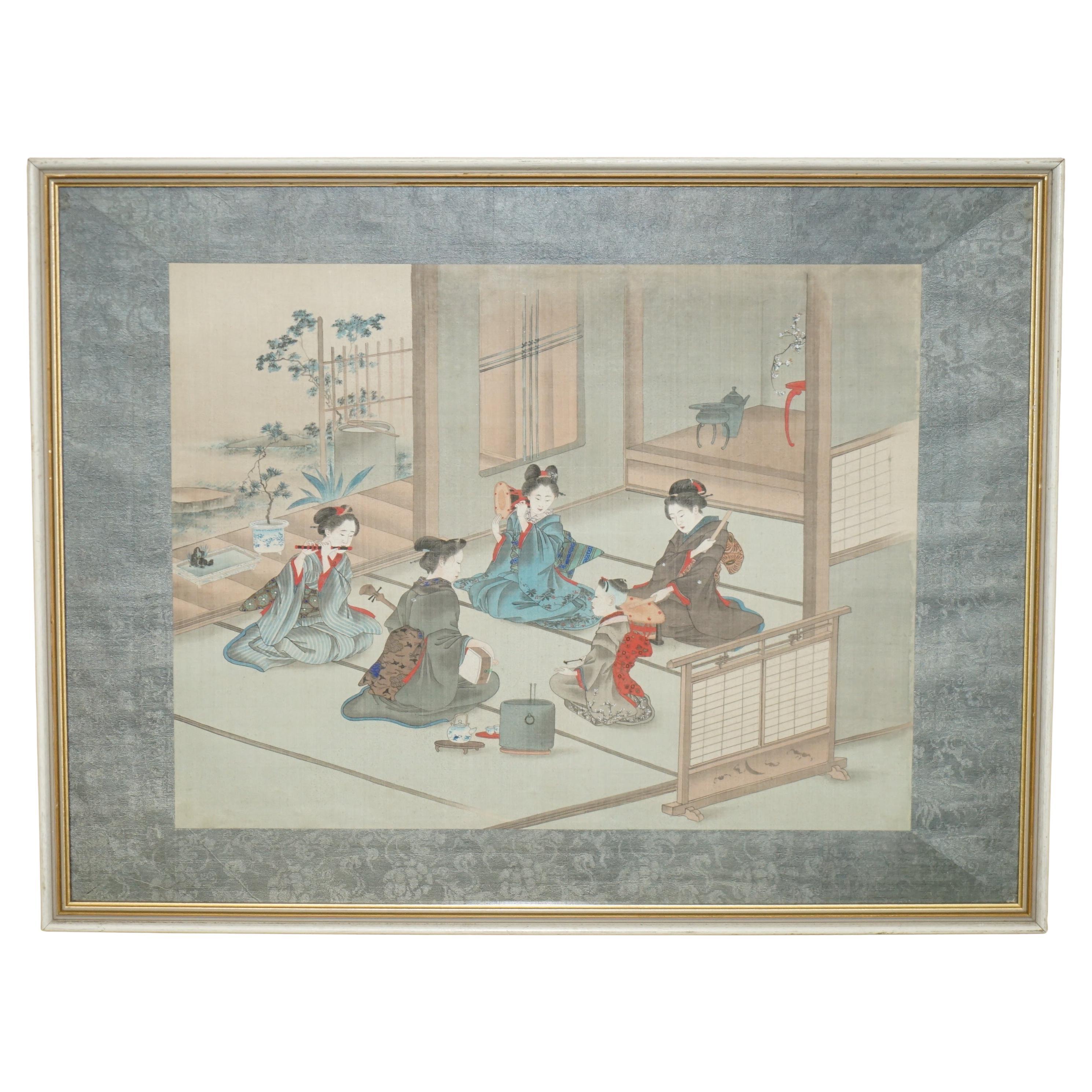 JAPANESE 1920'S WOODBLOCK TRIPTYCH WATERCOLOUR PRINT GEISHA GIRLS PLAYING MUSiC