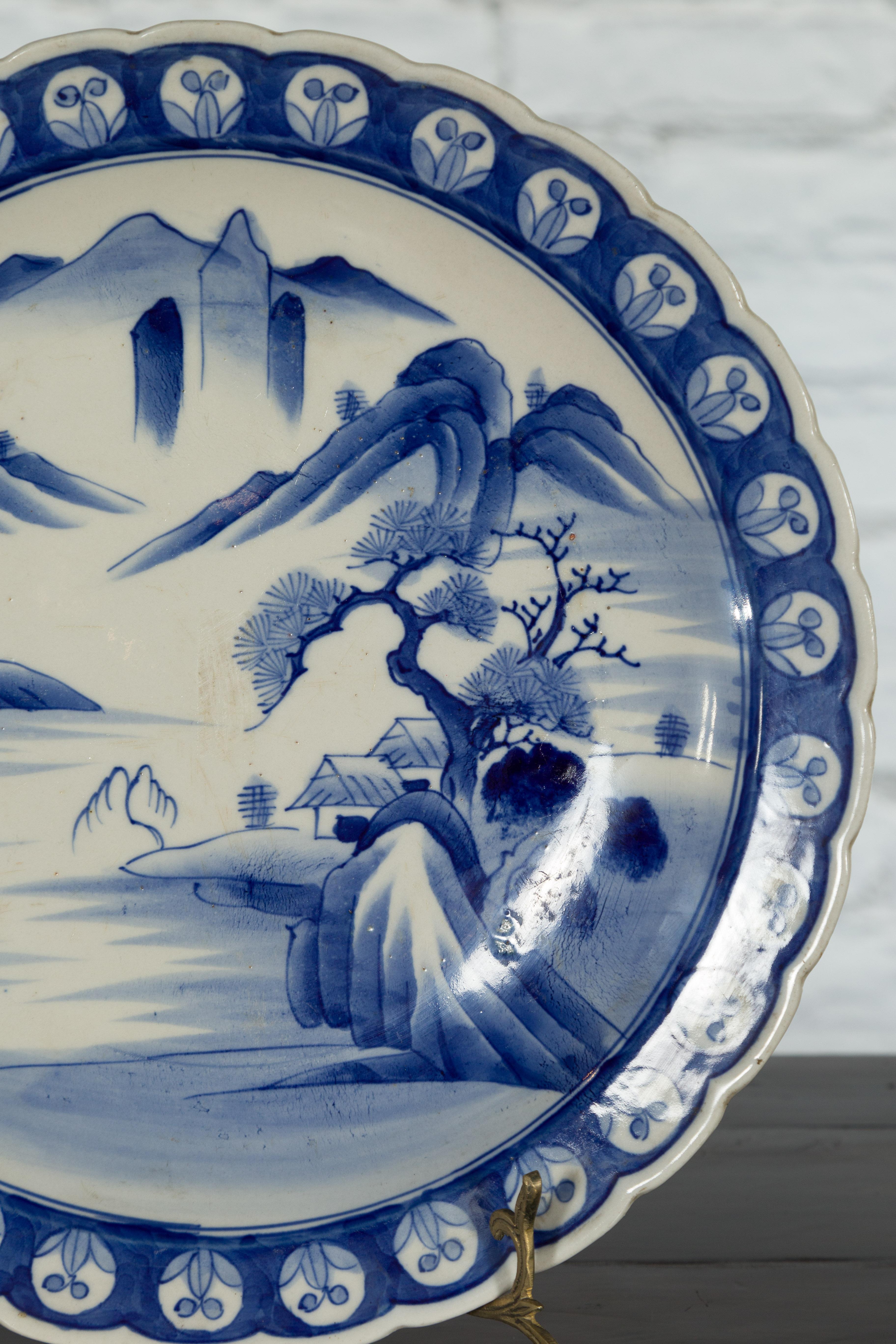 Japanese 19th Century Blue and White Porcelain Plate with Mountainous Landscape For Sale 4
