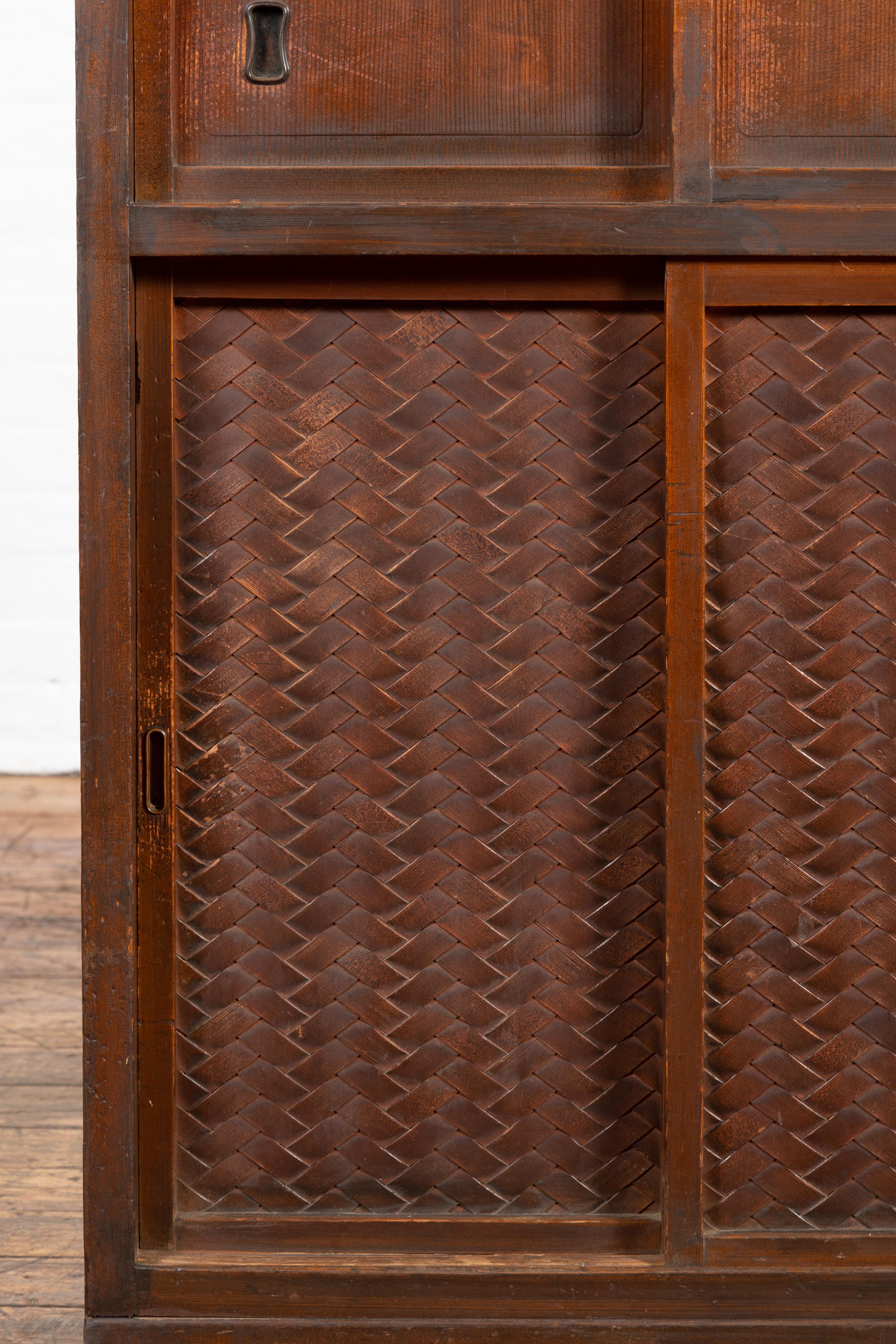 Japanese 19th Century Cabinet with Sliding Doors and Woven Criss-Cross Design For Sale 1