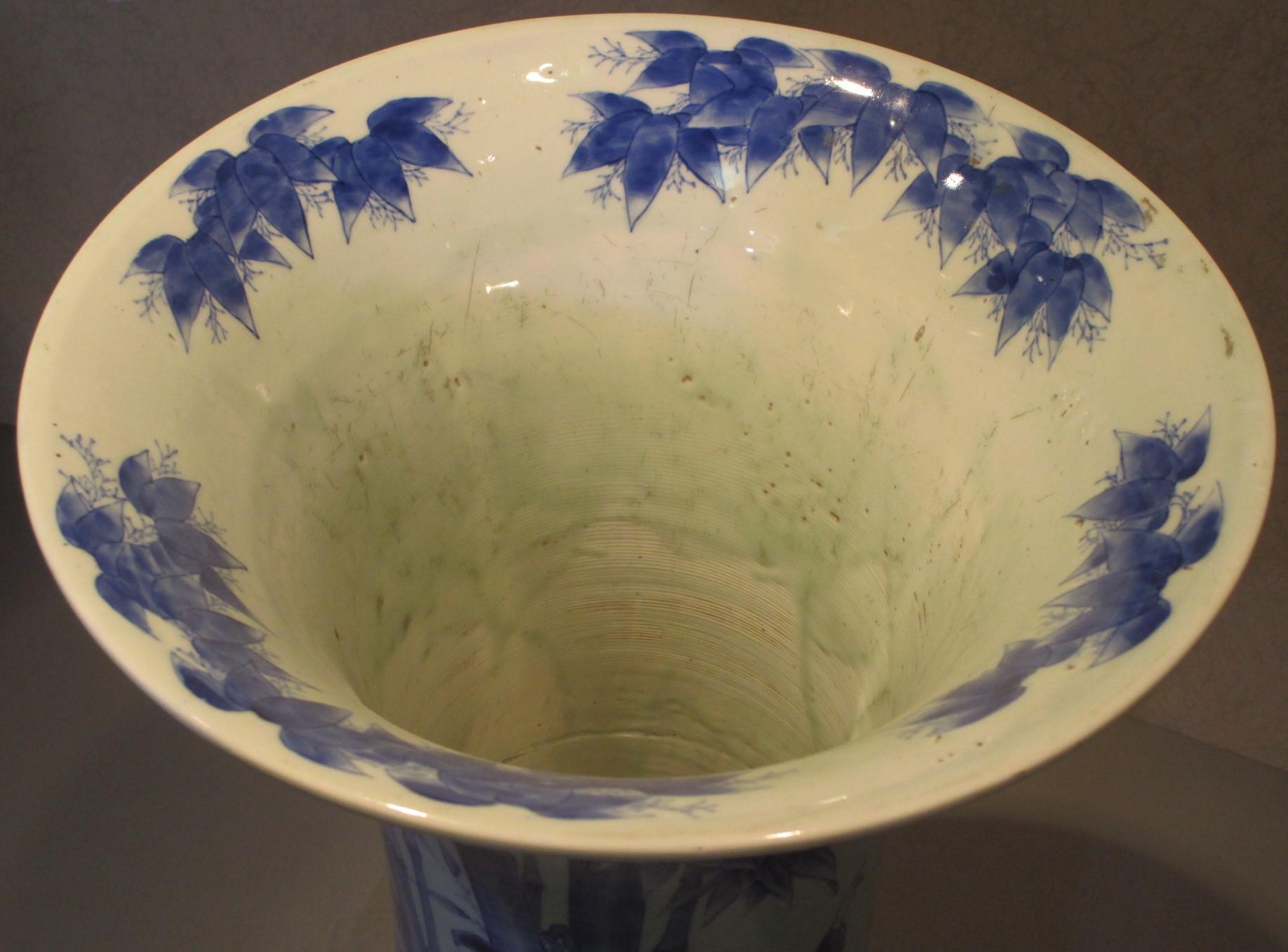 Meiji Japanese 19th Century Fukagawa Koransha Blue White Porcelain Vase, circa 1890