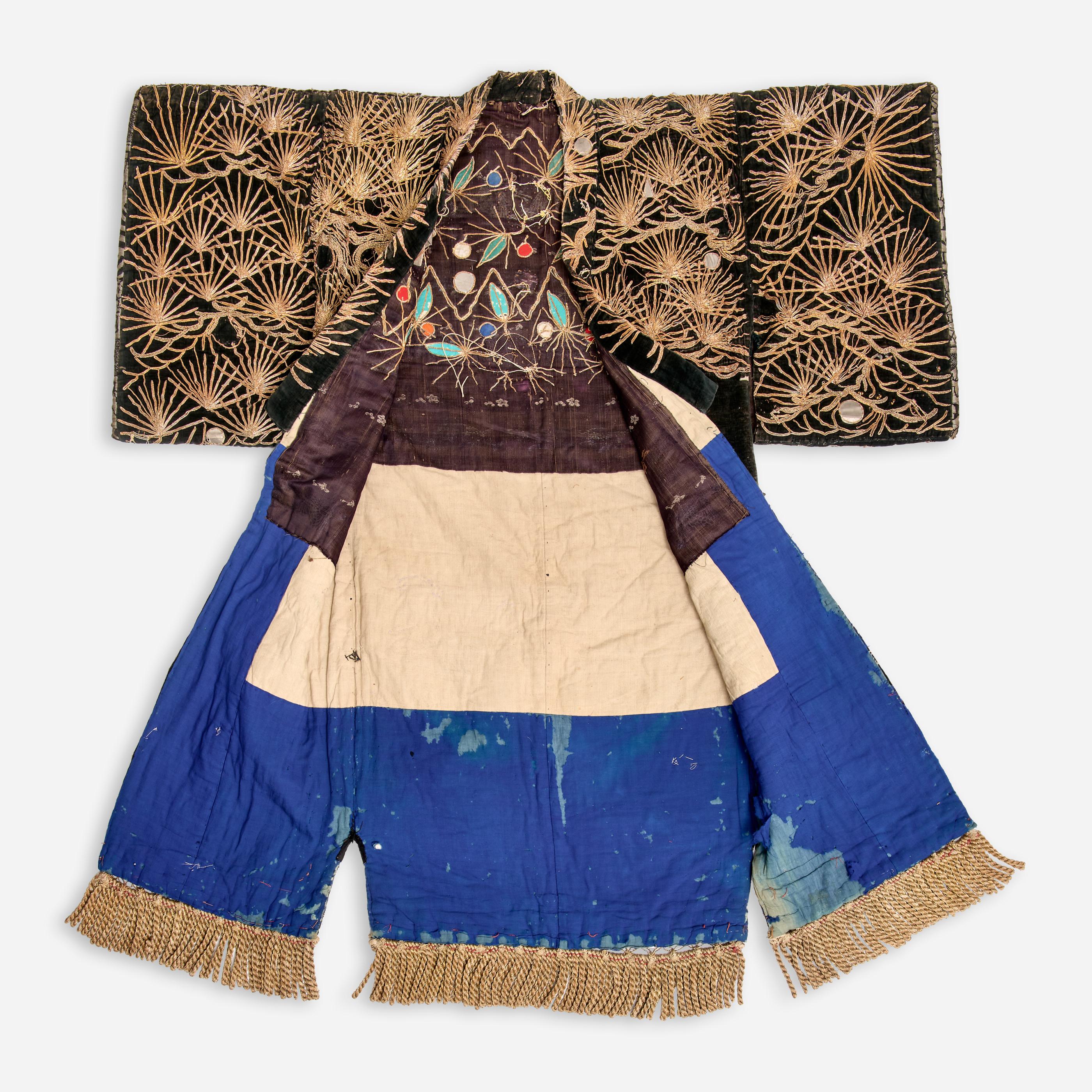 Costume de danse en or du théâtre Kabuki japonais du 19e siècle Dragon et Phoenix en vente 6