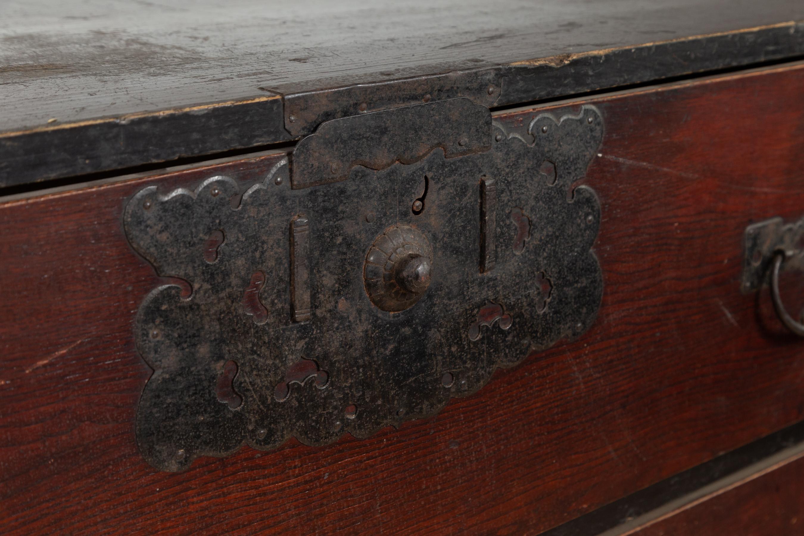 Japanese 19th Century Lacquered Sendai Clothing Tansu with Elaborate Hardware For Sale 2