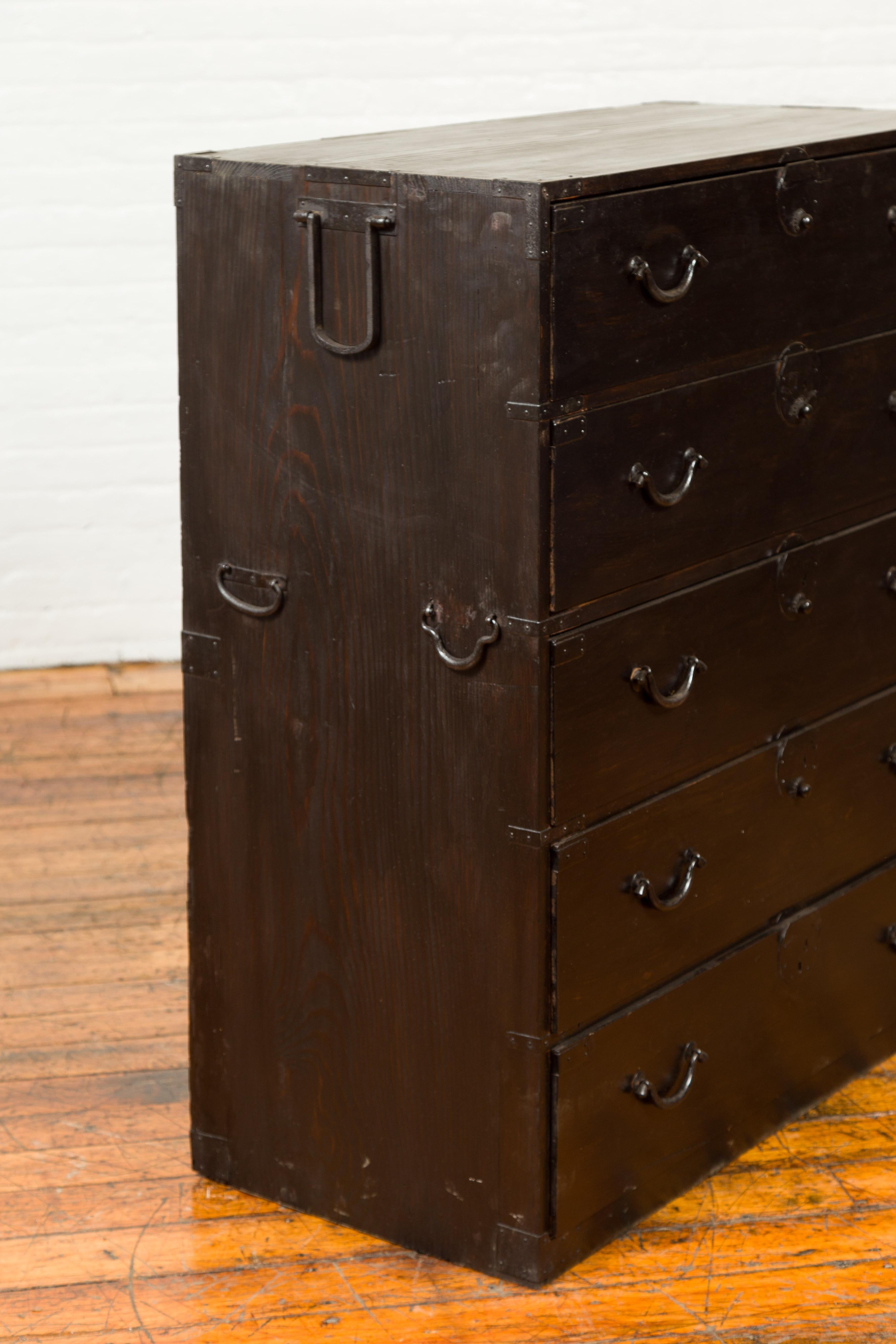 Japanese 19th Century Meiji Period Tall Five-Drawer Clothing Tansu Chest 11