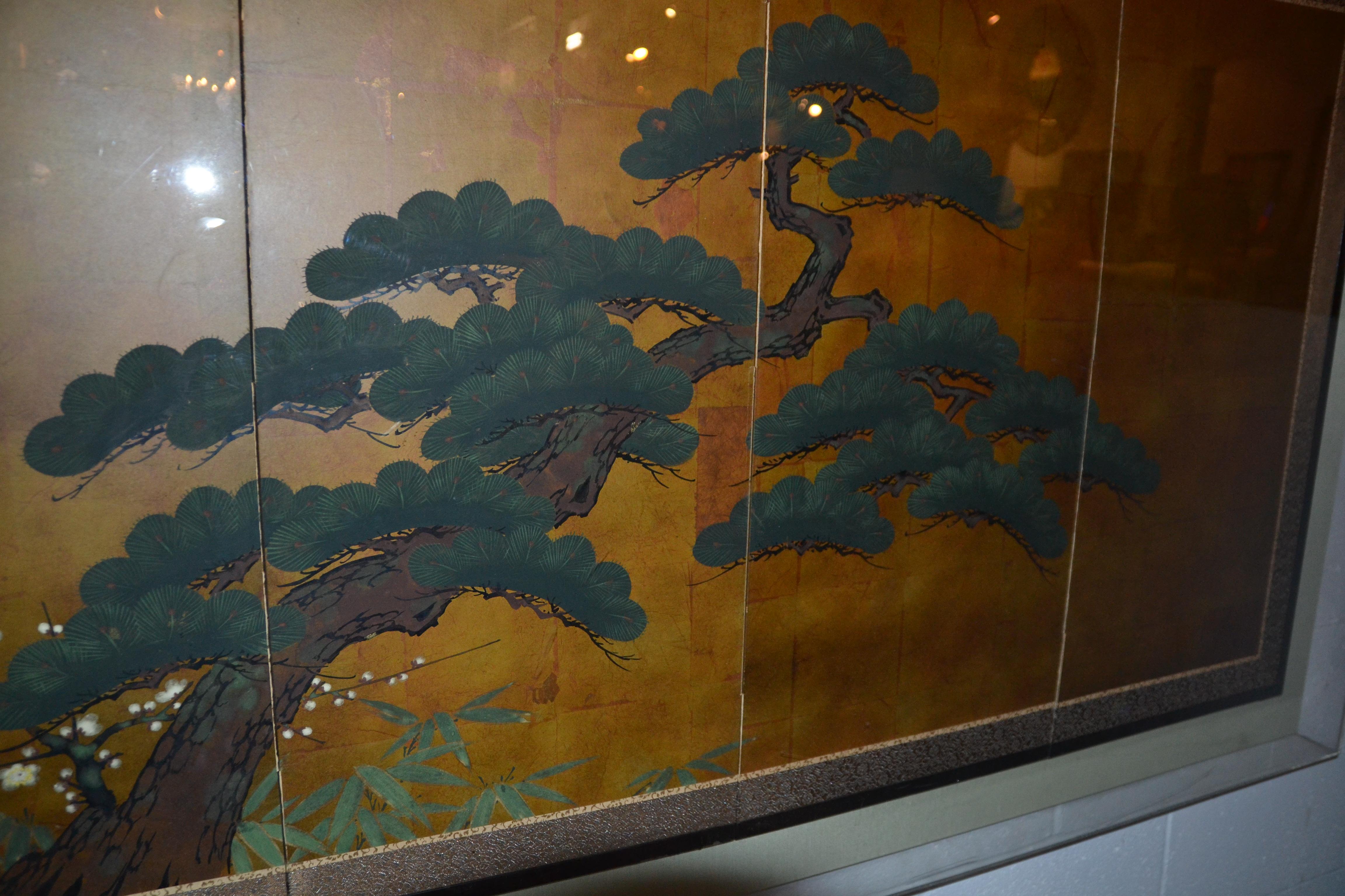 Japanese 4 Panel Gilded and Painted Screen, Framed in Lucite For Sale 3