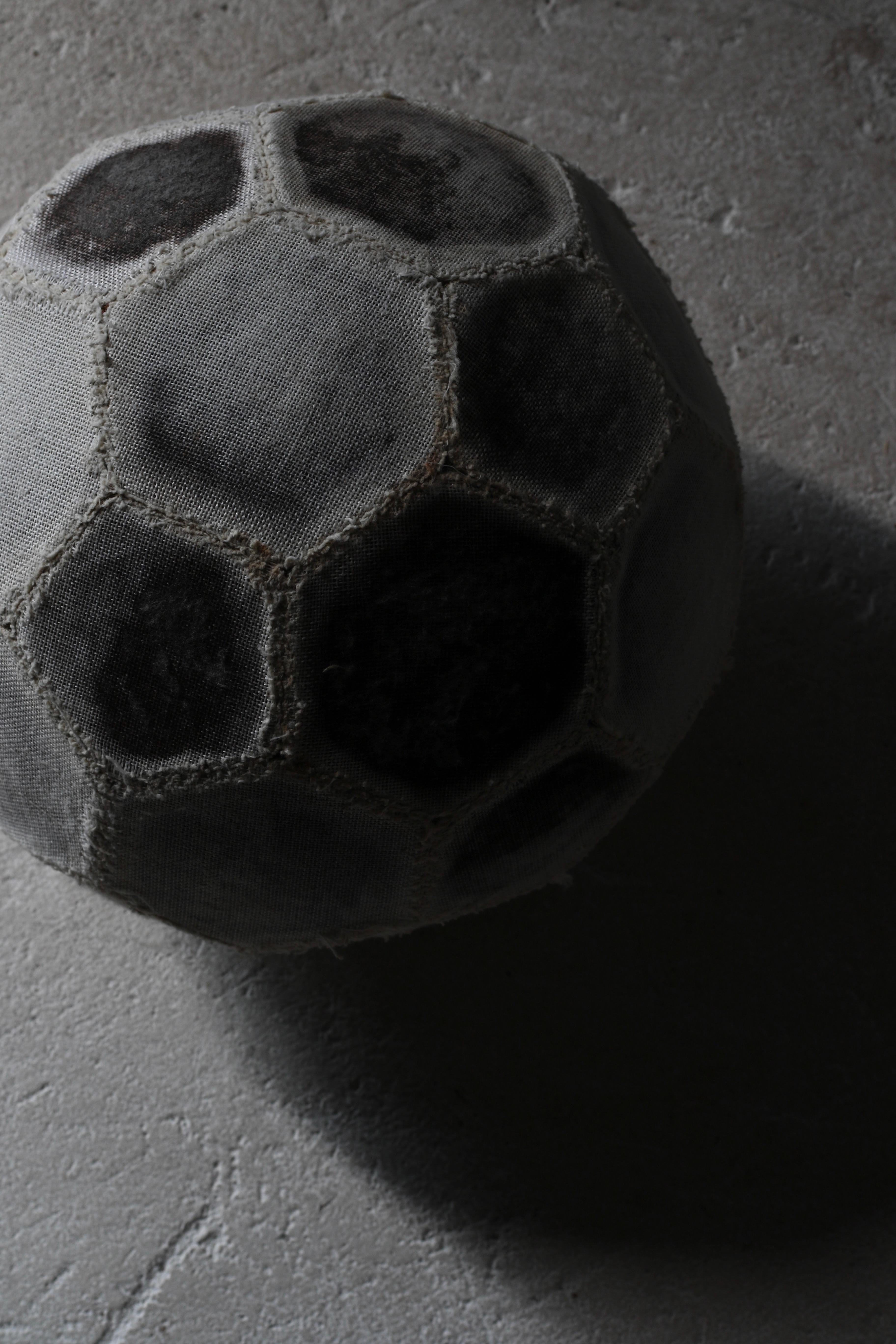 Japanese Aging Toy Soccer Ball/ Object / 1970-1990s / Wabi-sabi Mingei For Sale 4
