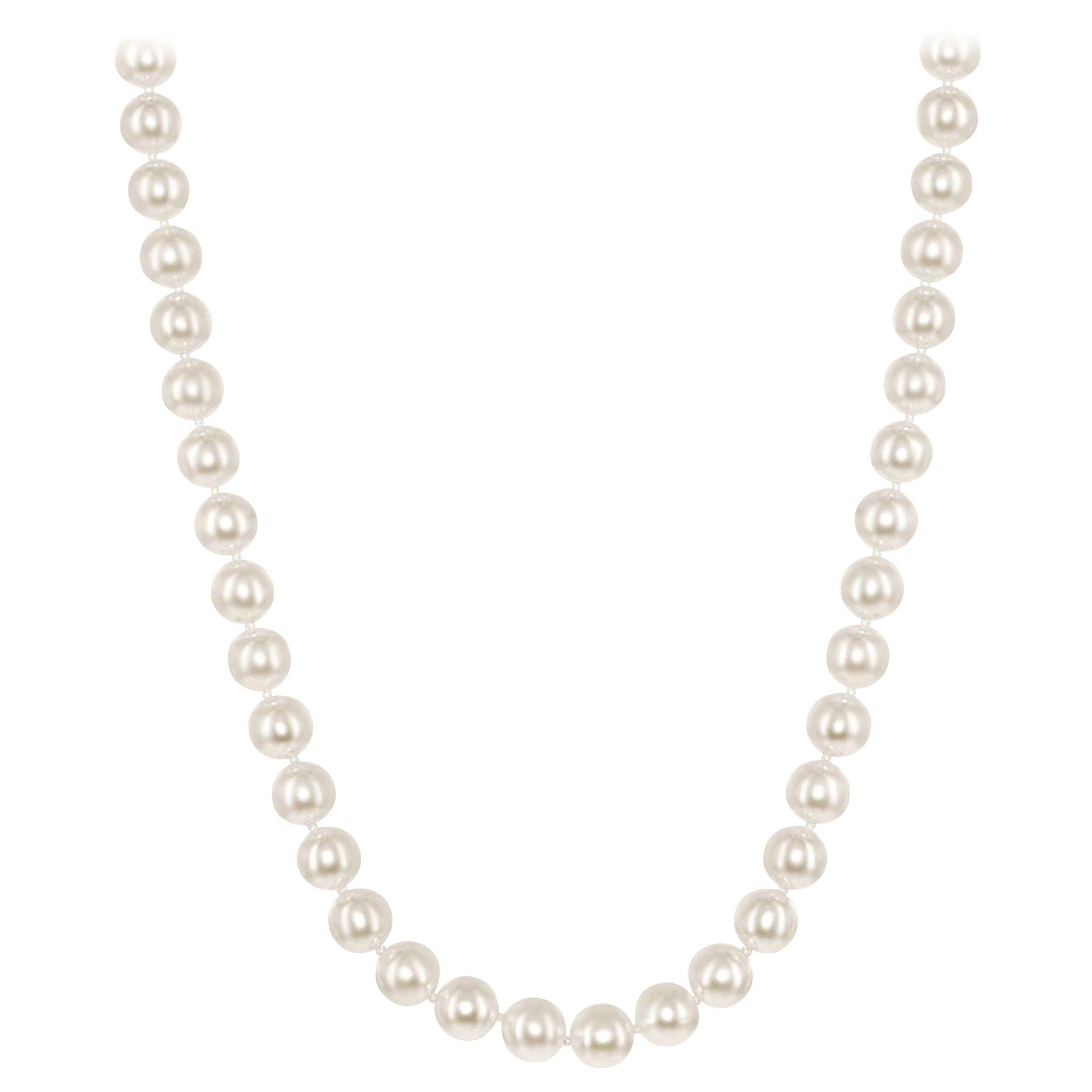 Japanese Akoya 5.5-6mm Cultured Pearl Necklace with 14K Gold Clasp For Sale