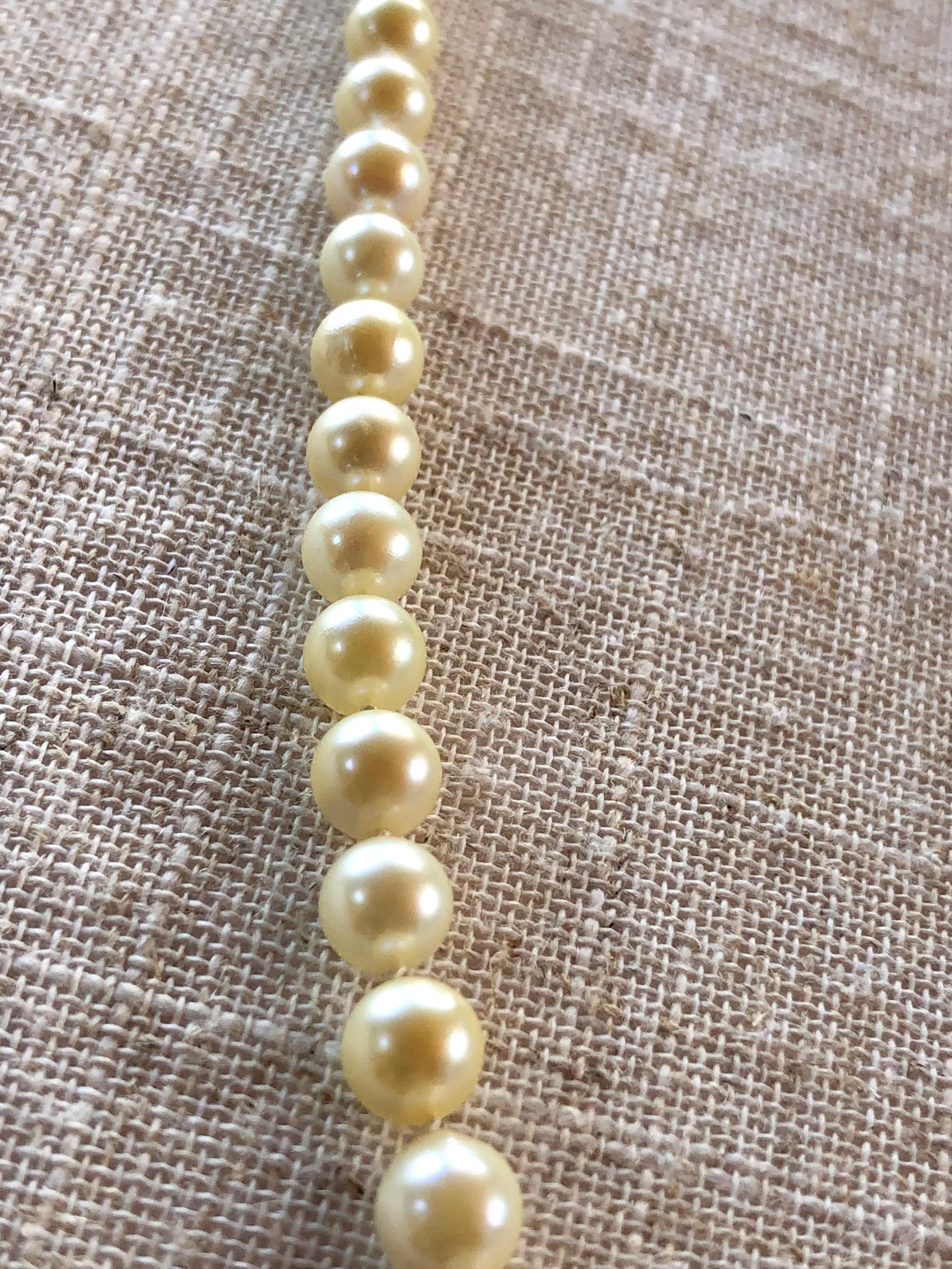 Japanese Akoya Pearl Necklace 14K Gold For Sale 1