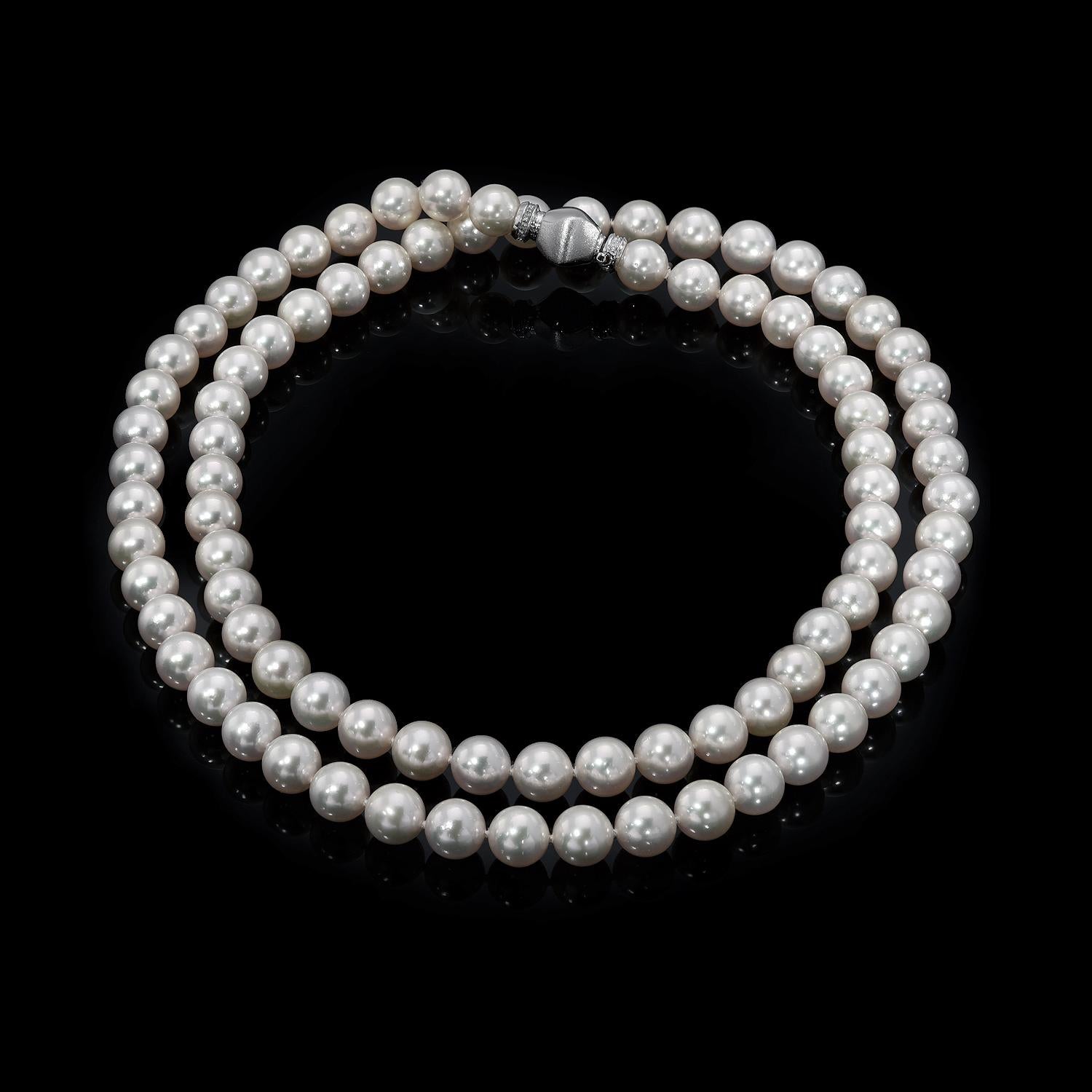 Round Cut Japanese Akoya Pearl Necklace