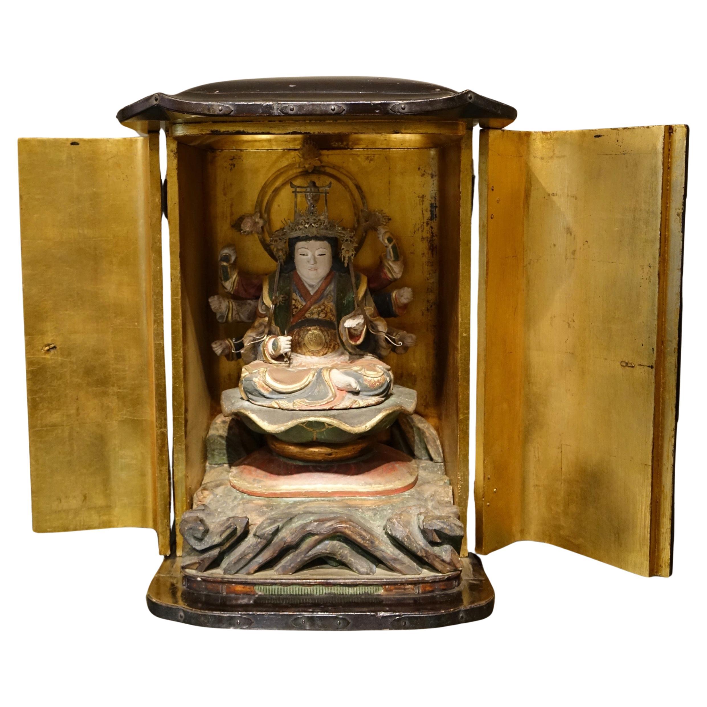 Japanese altar in lacquer, Edo Period (1603-1868) For Sale