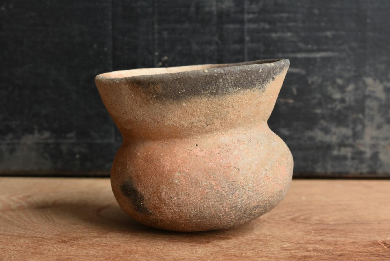 Japanese ancient beautiful earthenware Jar/Yayoi Pottery/before the 10th Century In Good Condition In Sammu-shi, Chiba