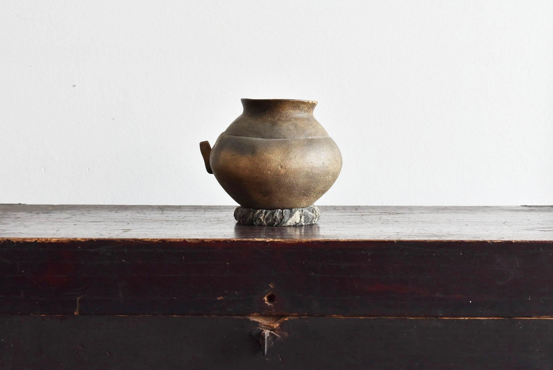 Japanese Ancient Small Jar / Jomon Pottery / 3000 Years ago / Wabi-Sabi 13