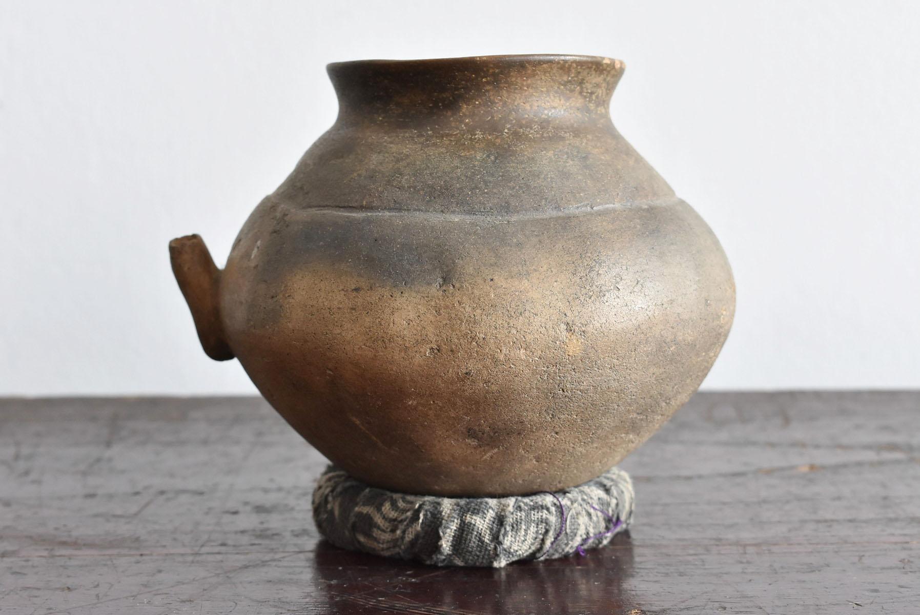 Other Japanese Ancient Small Jar / Jomon Pottery / 3000 Years ago / Wabi-Sabi