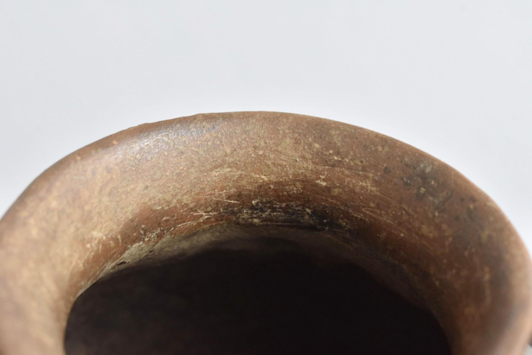 Japanese Ancient Small Jar / Jomon Pottery / 3000 Years ago / Wabi-Sabi In Good Condition In Sammu-shi, Chiba