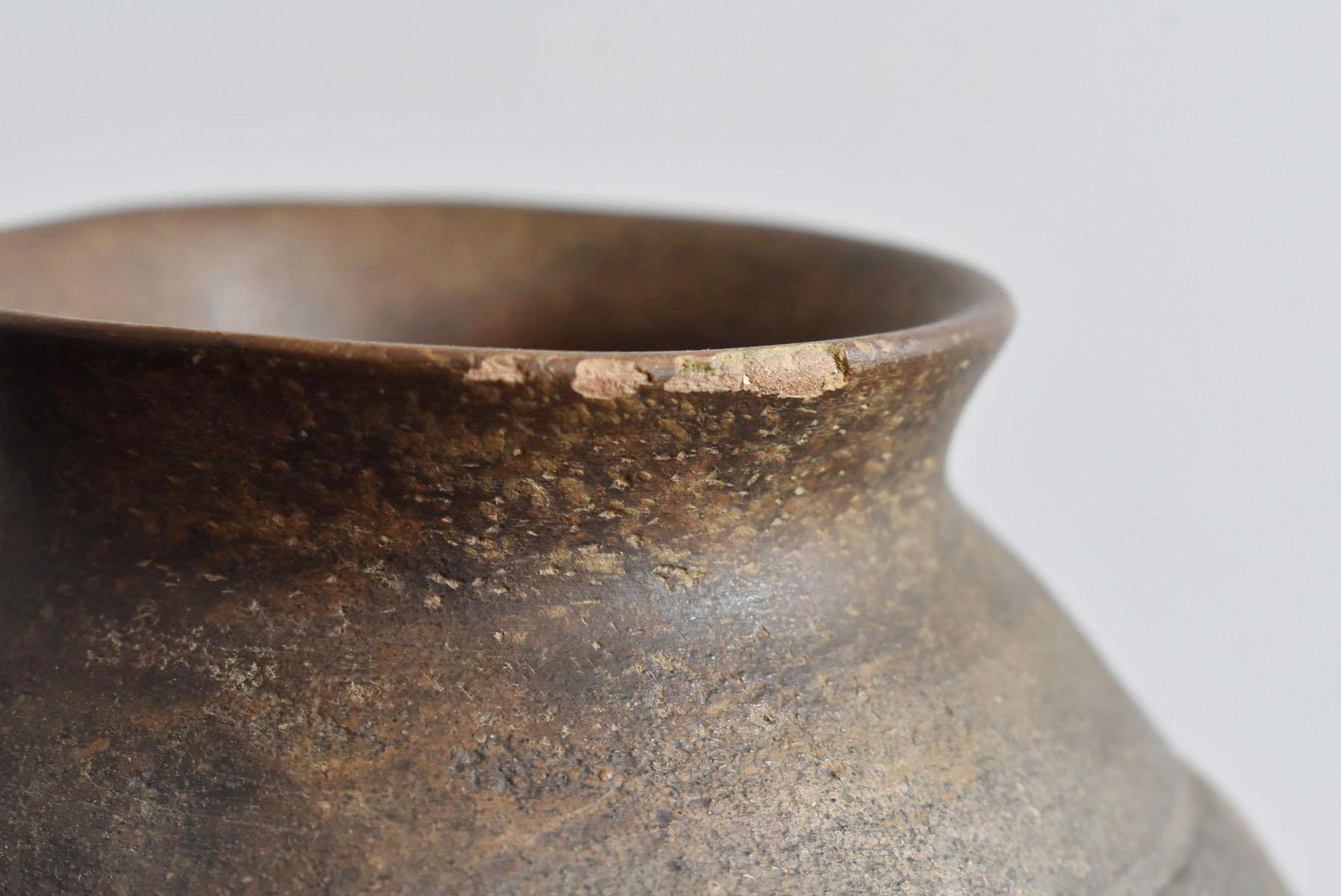 Japanese Ancient Small Jar / Jomon Pottery / 3000 Years ago / Wabi-Sabi 1