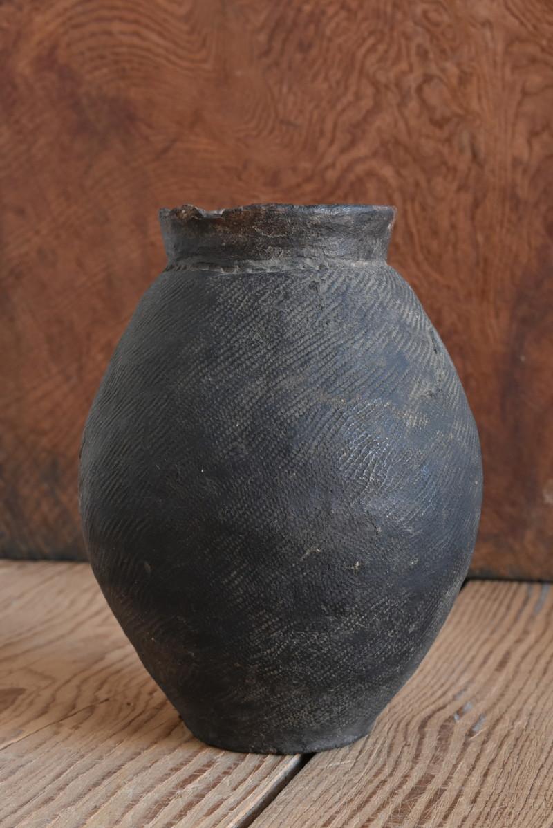 Japanese Ancient Small Pottery / Jomon Pottery Jar / 3000 Years ago / Wabi-Sabi 2