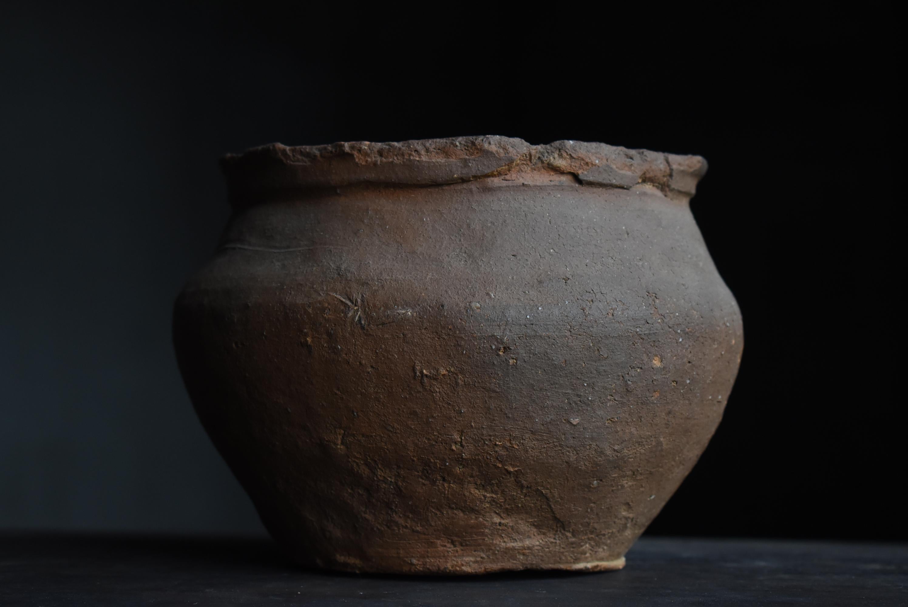 Japanese Antique 13th Century Small Pottery Vase / Wabi Sabi Flower Vase For Sale 6