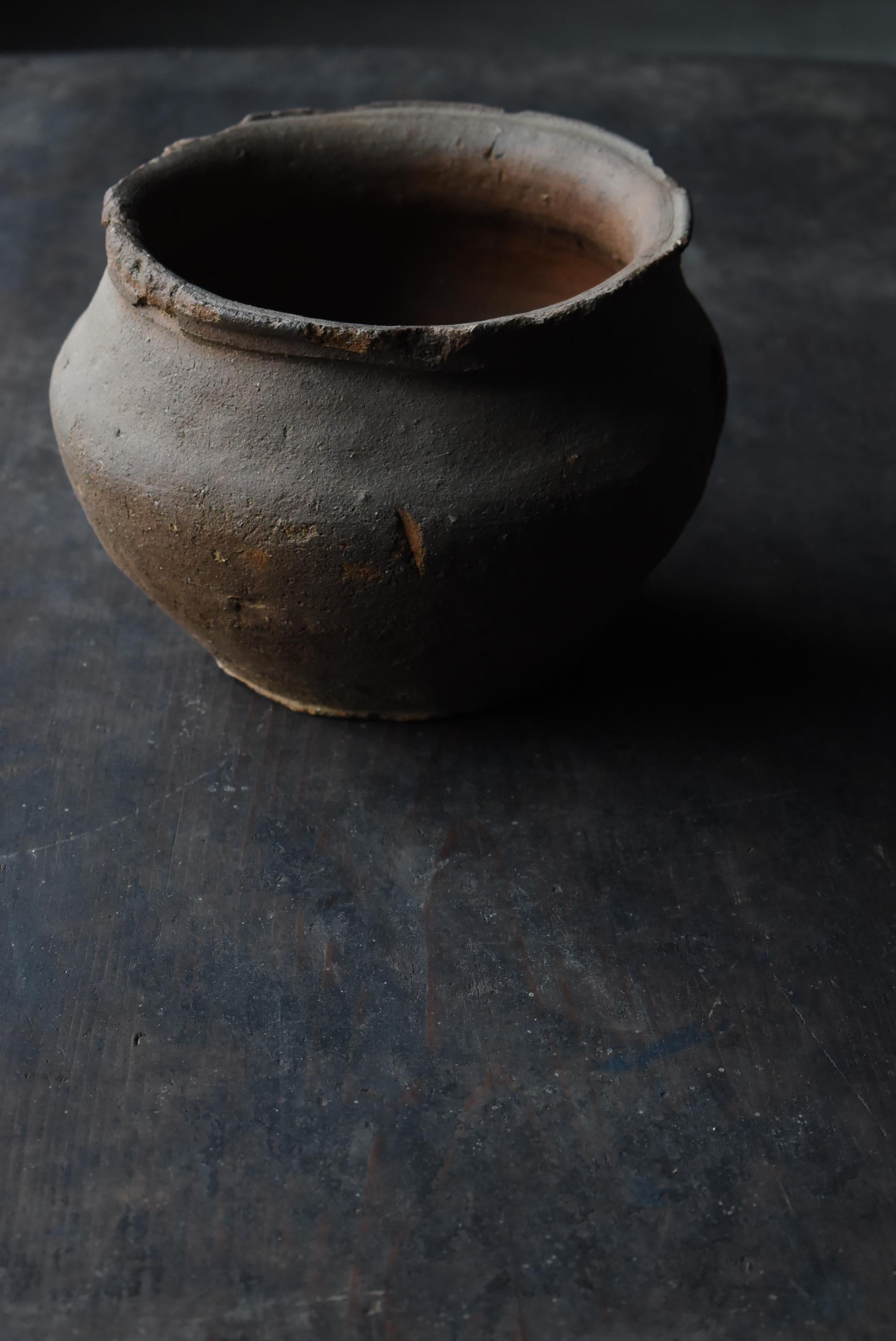 Japanese Antique 13th Century Small Pottery Vase / Wabi Sabi Flower Vase For Sale 12