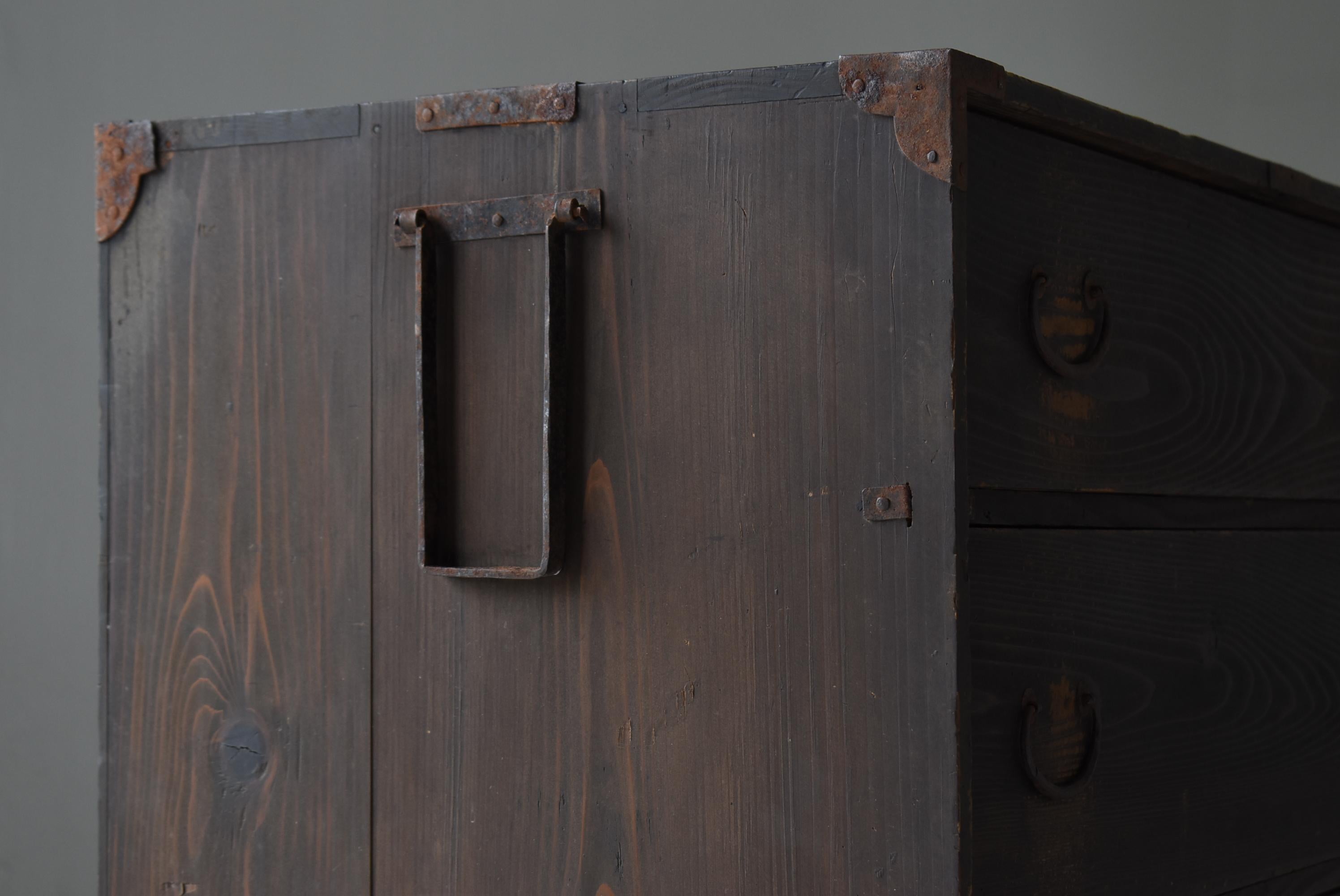 Buffet japonais ancien à 4 tiroirs 1860s-1920s / Tansu Sideboard Wabi Sabi en vente 2