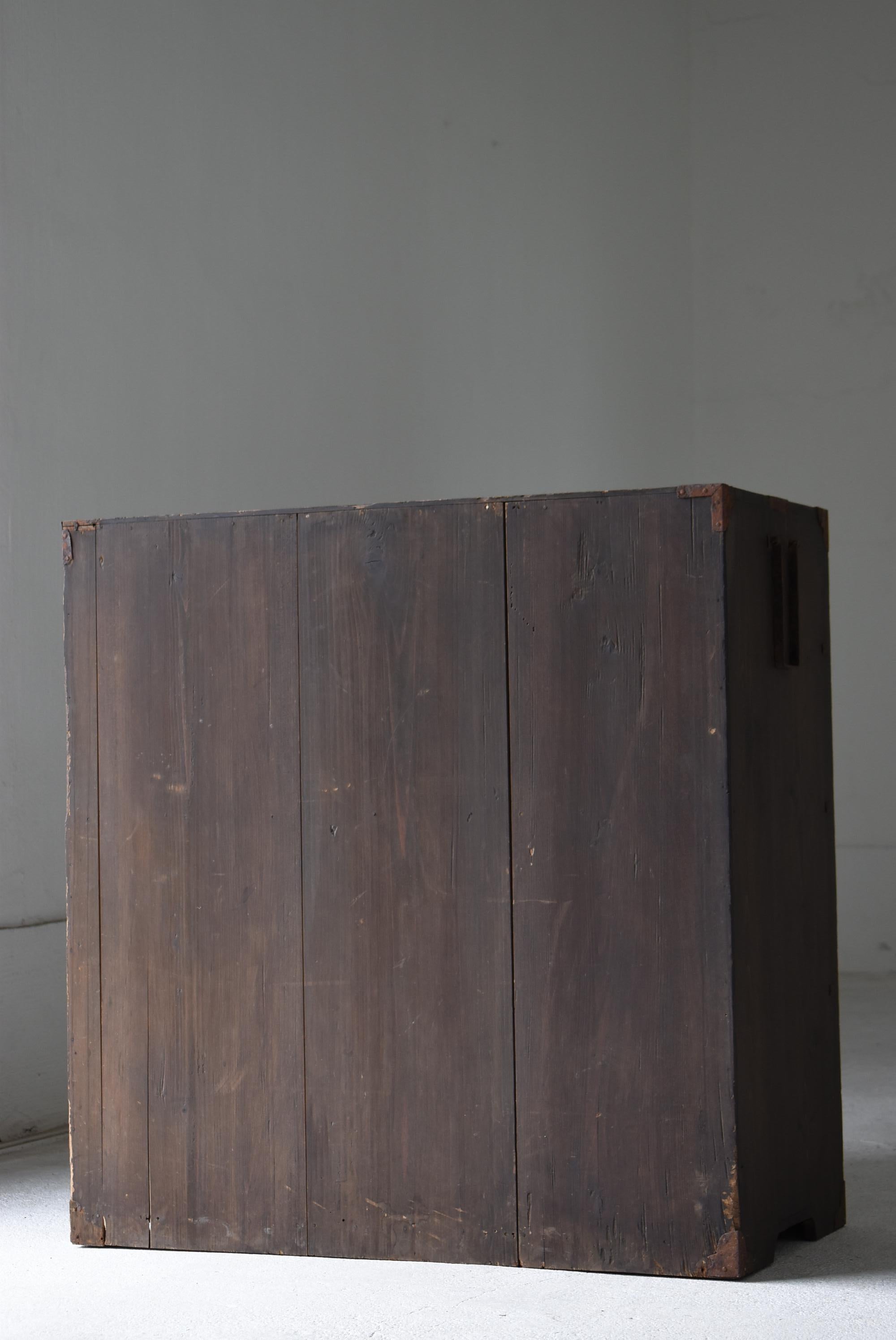 Buffet japonais ancien à 4 tiroirs 1860s-1920s / Tansu Sideboard Wabi Sabi en vente 3