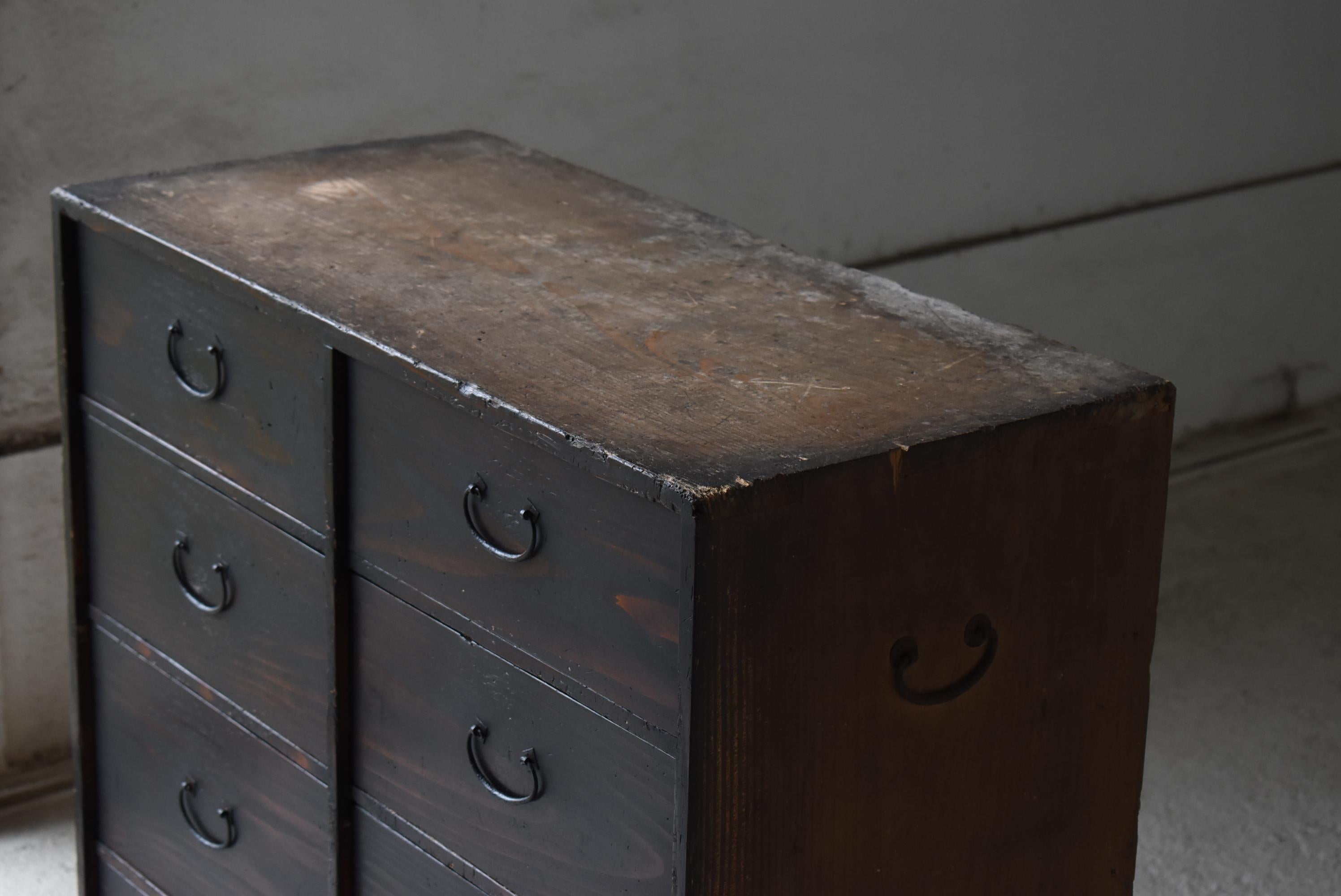 Aparador Japonés Antiguo de 8 Cajones 1860-1920 / Tansu Aparador Wabi Sabi Carpintería en venta