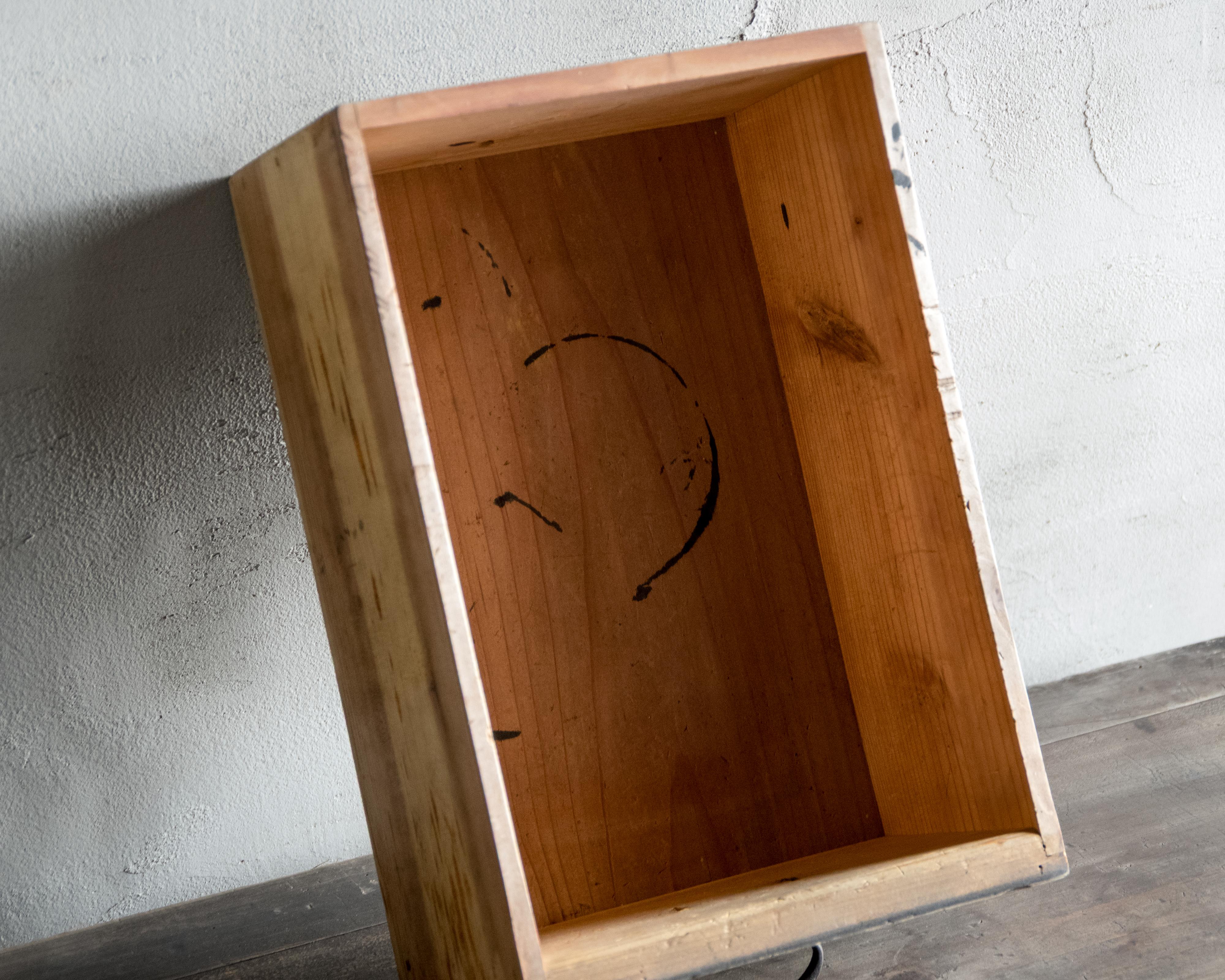 Japanese Antique Apothecary Chest, Taisho Era (1912–1926), Wabi Sabi For Sale 5