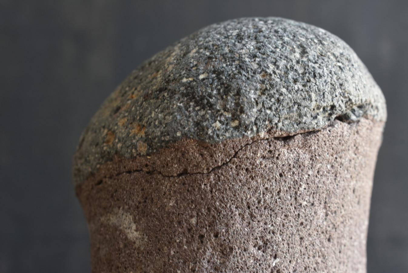Stone Japanese antique appreciation stone/penis-shaped stone/strange stone For Sale