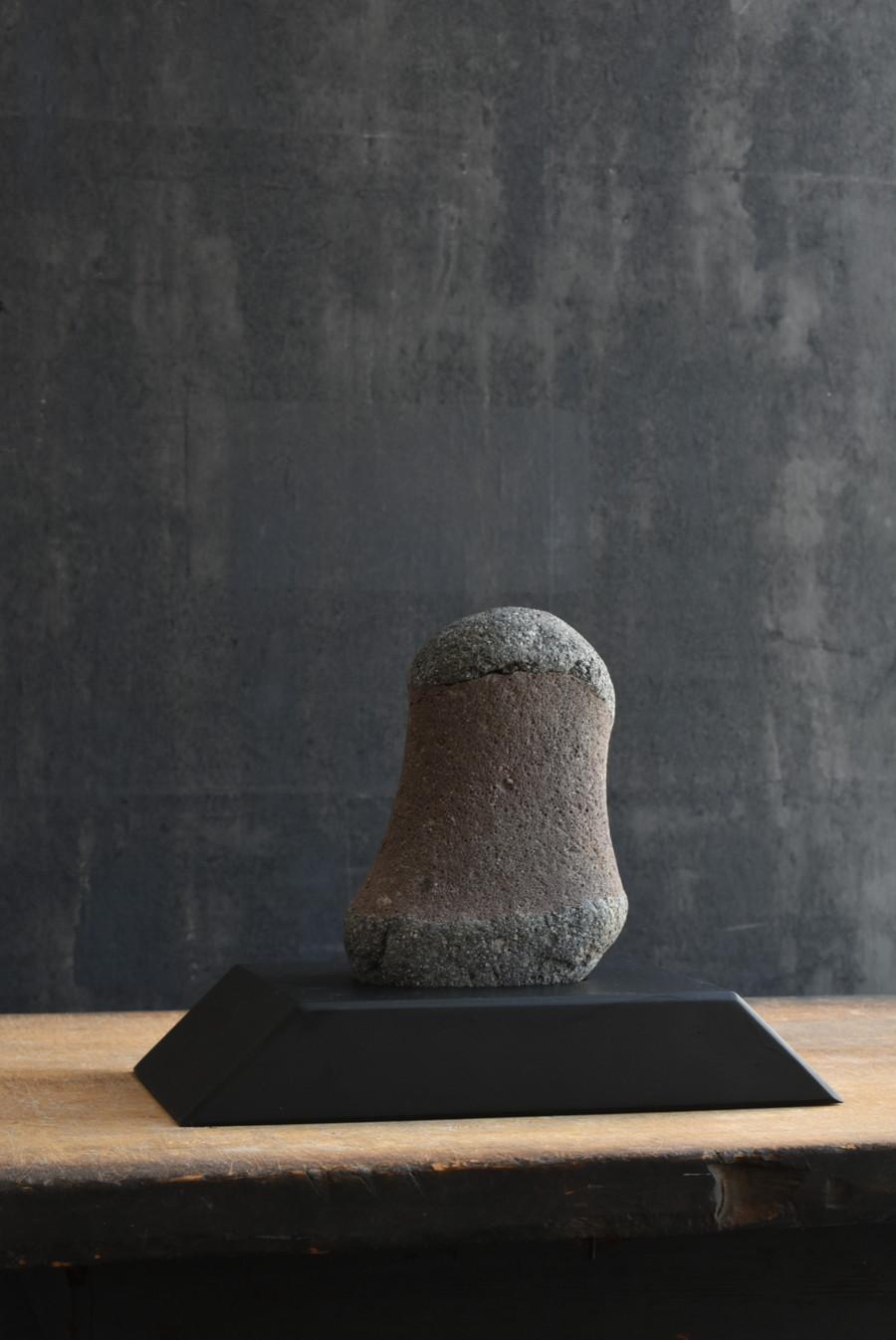 Japanese antique appreciation stone/penis-shaped stone/strange stone For Sale 3