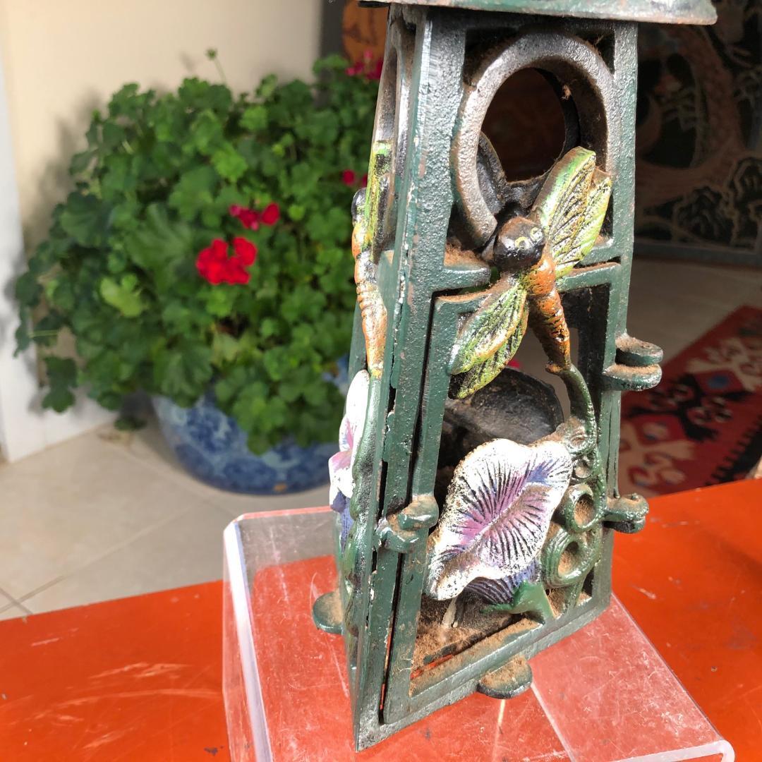 From our recent Japanese acquisitions in original condition

Seldom found

Japan, an attractive and sturdy antique slim Art Nouveau motif lantern with a charming dragonfly motif, in original enameled paint. 

Found from an American tea garden.
