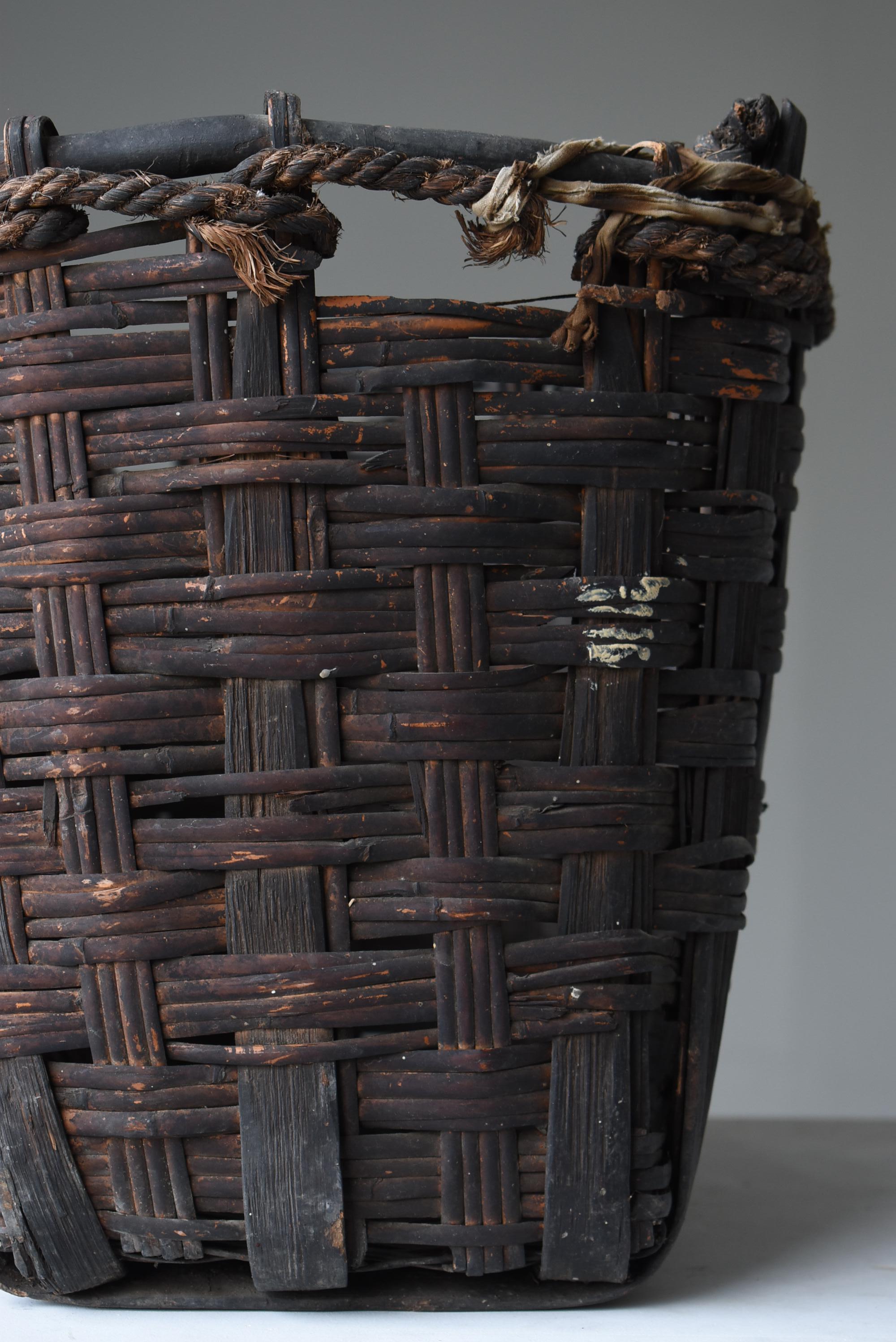 Panier japonais ancien en bambou des années 1900-1940 / Wabisabi 2