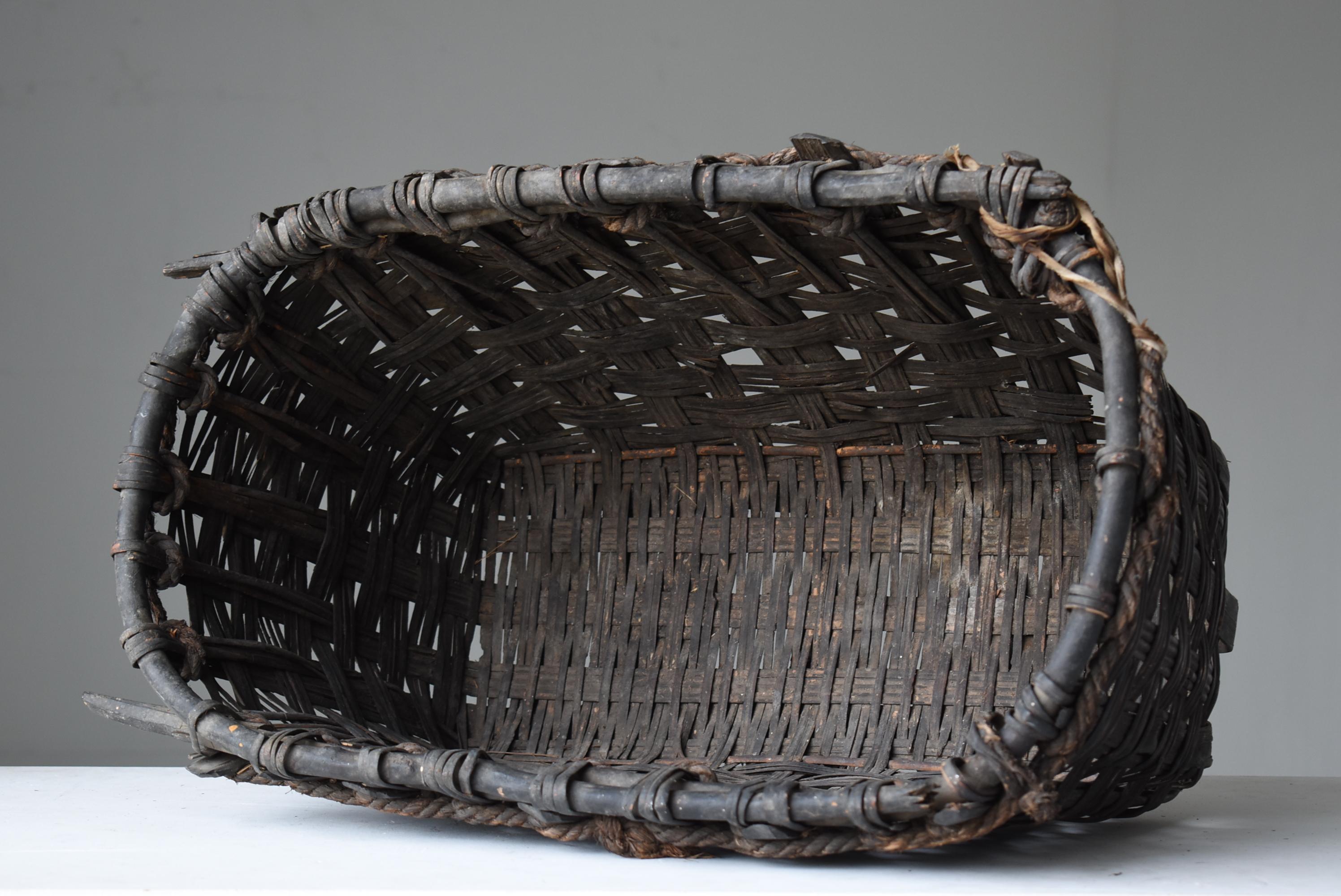 Antico cesto di bambù giapponese 1900-1940 / Wabisabi in vendita 8