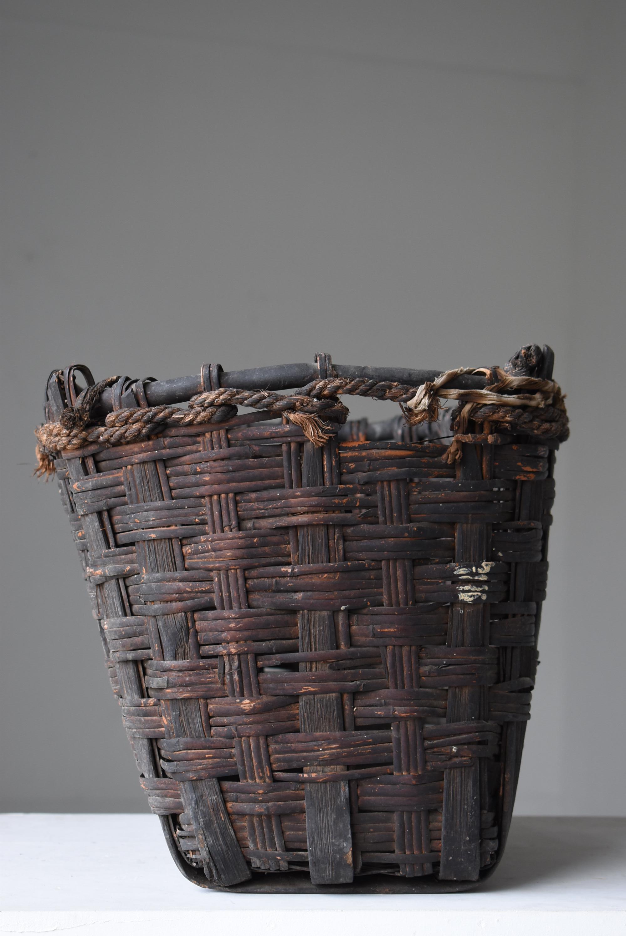 Panier japonais ancien en bambou des années 1900-1940 / Wabisabi 1