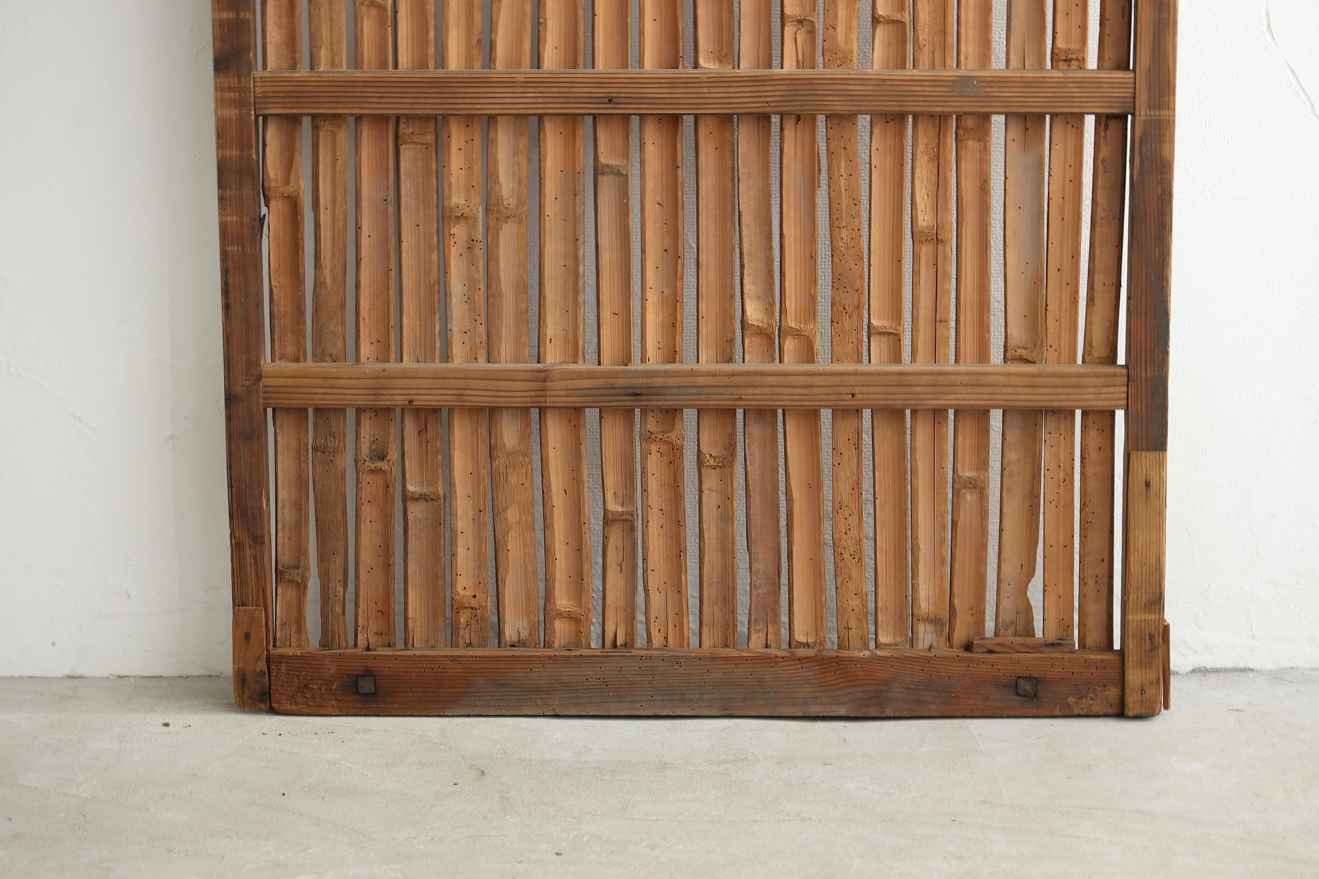 Porte coulissante japonaise ancienne en bambou, Objects for Objects, Wabisabi Door（4） en vente 10